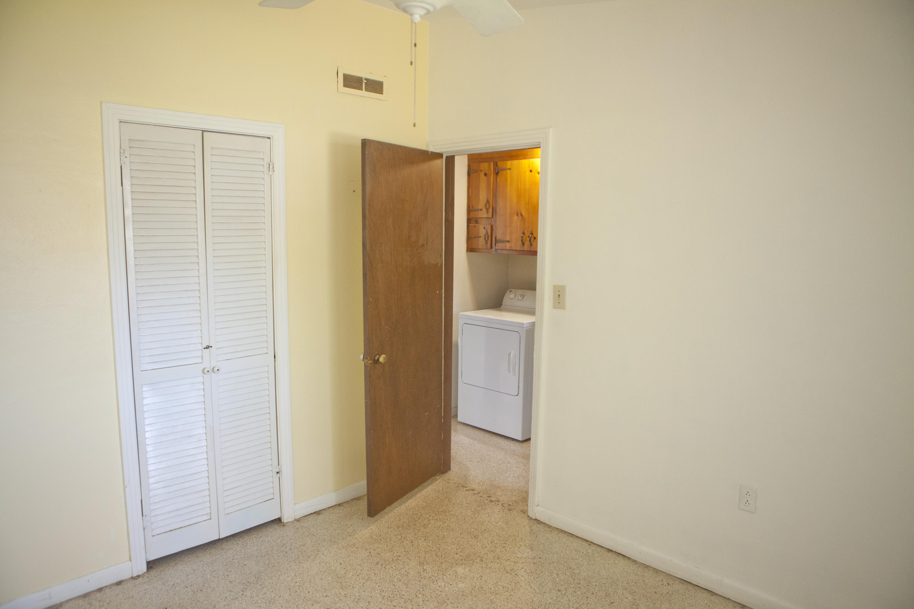 MEADOWBROOK - Residential