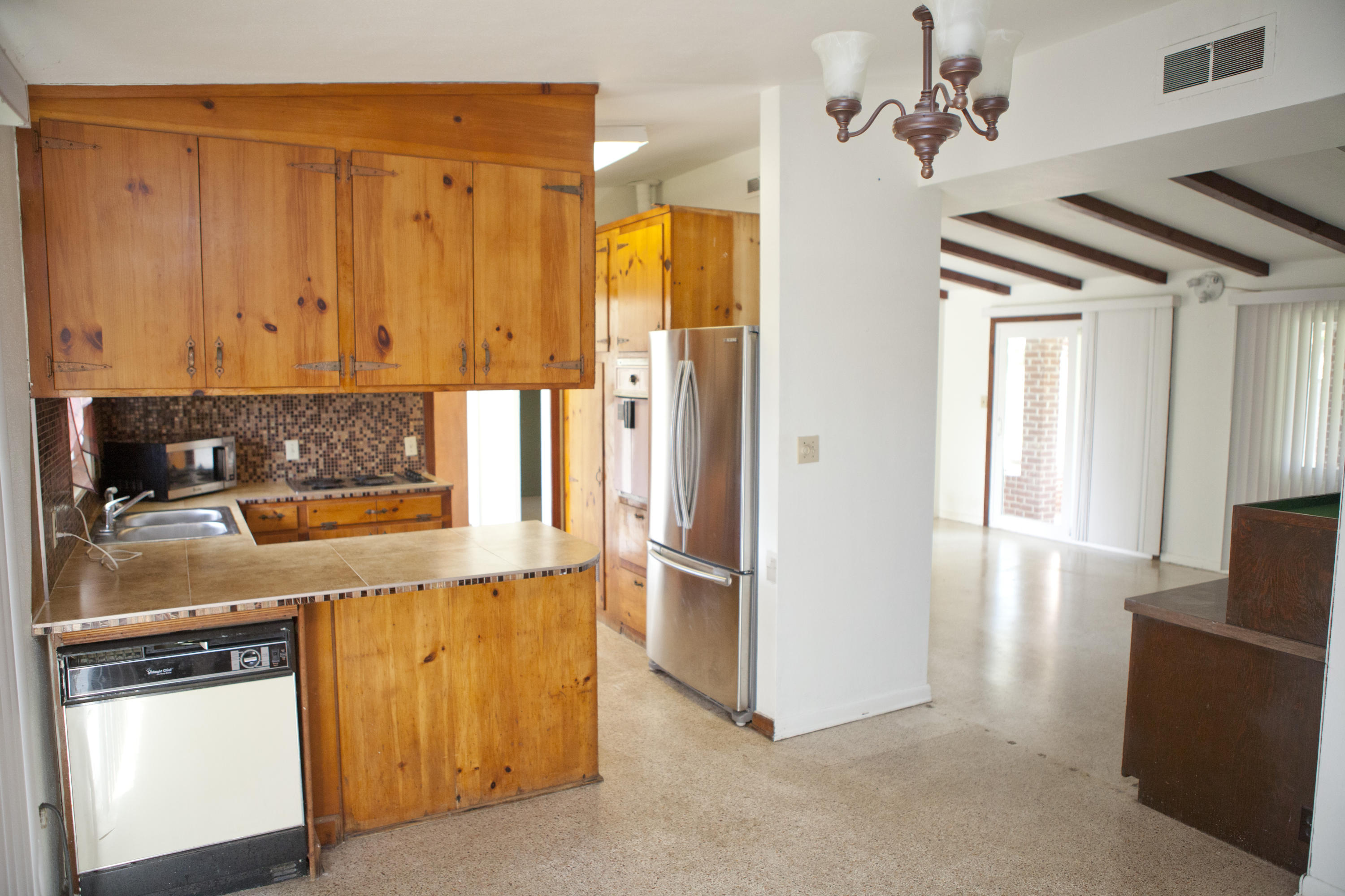 MEADOWBROOK - Residential