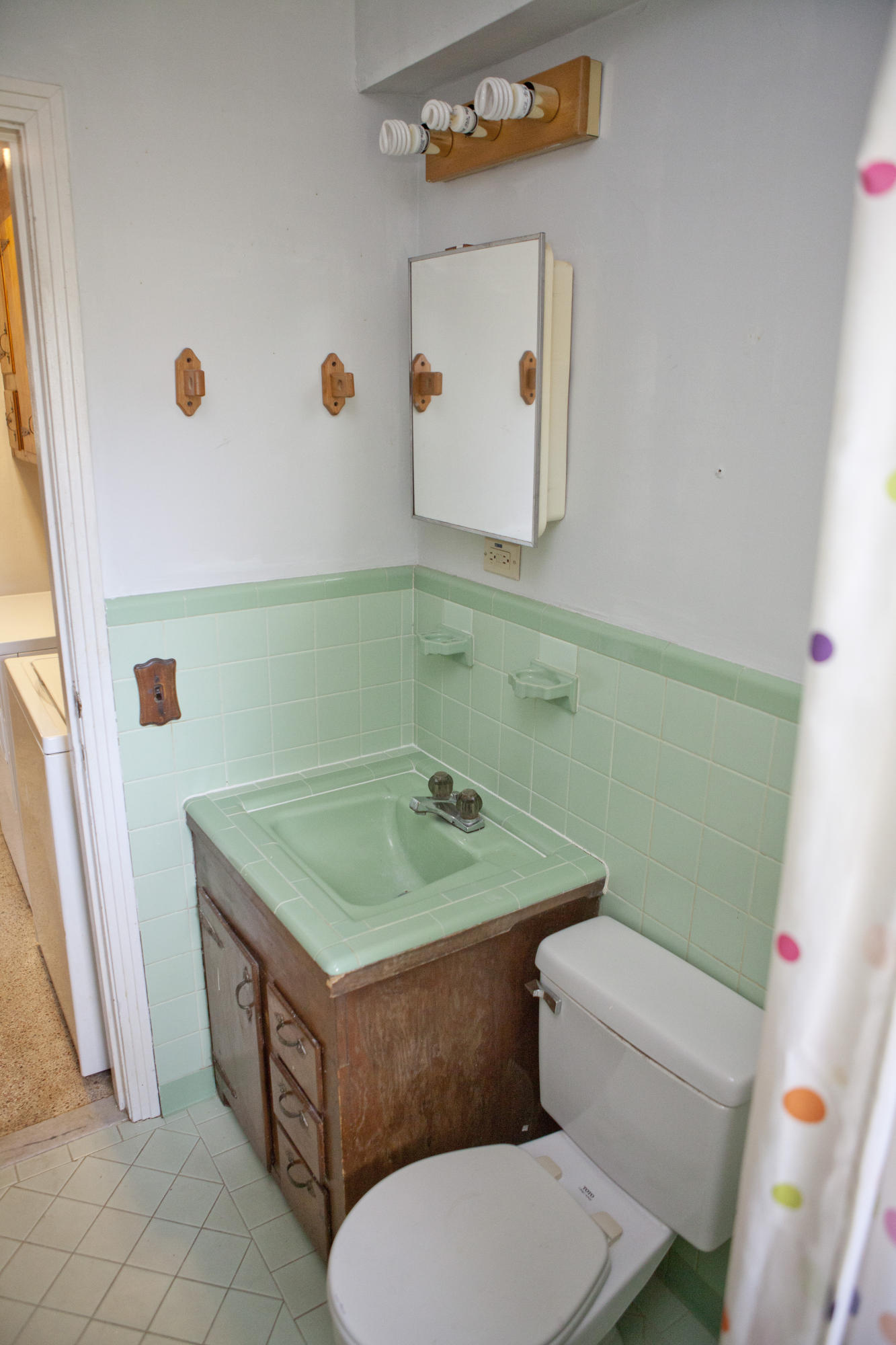 MEADOWBROOK - Residential