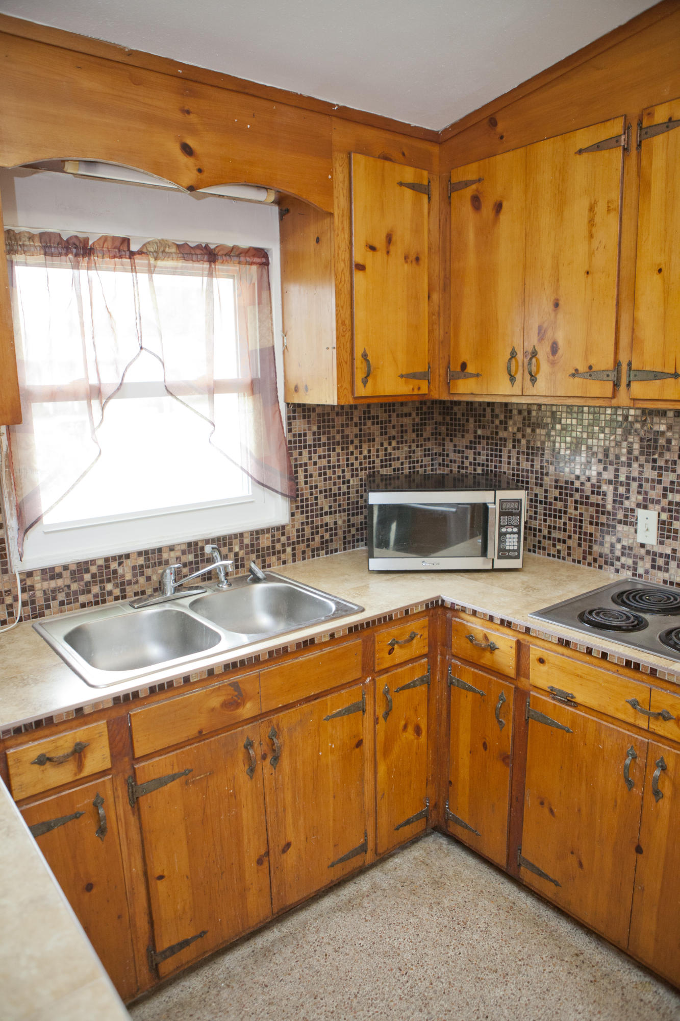 MEADOWBROOK - Residential