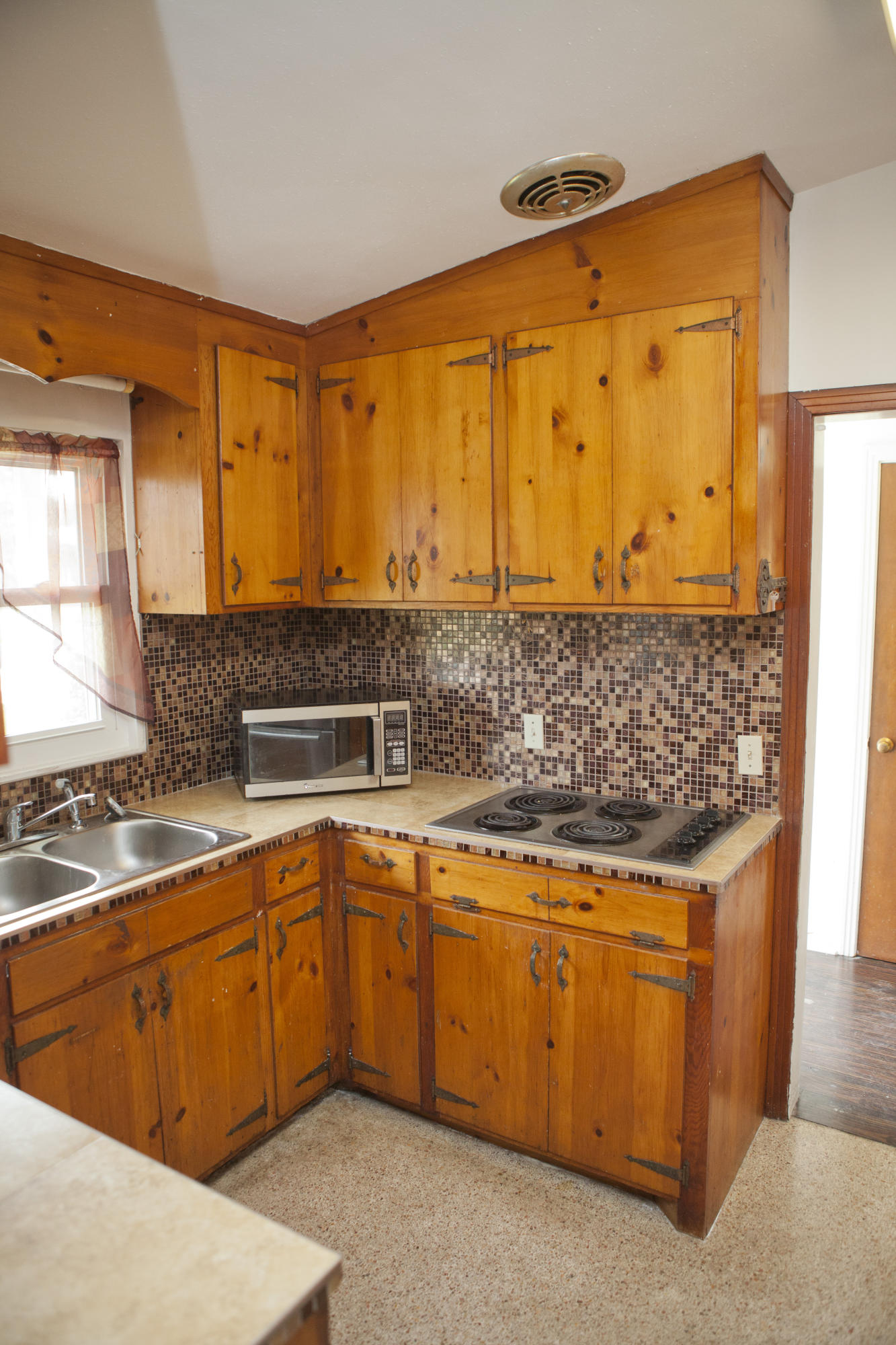 MEADOWBROOK - Residential