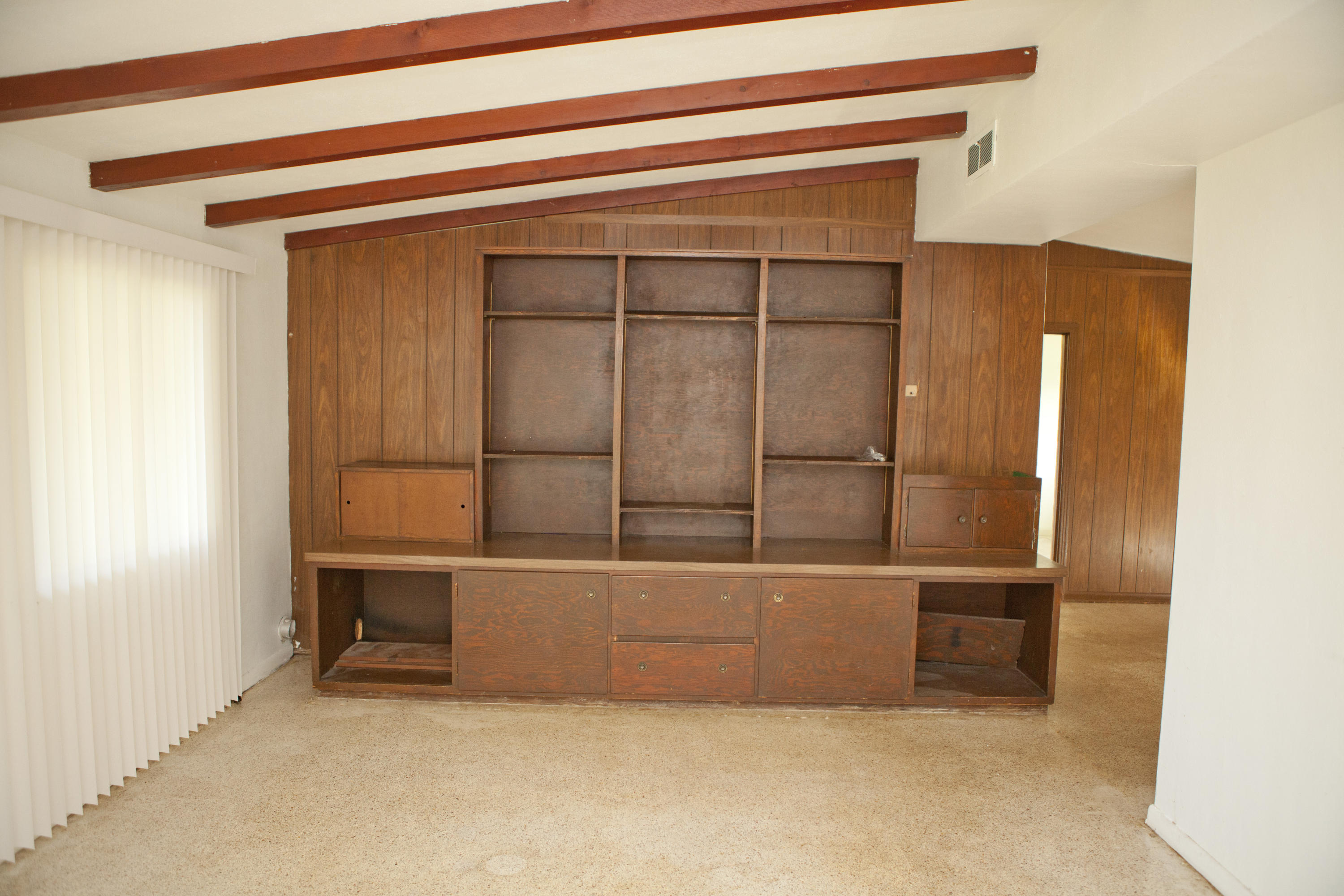 MEADOWBROOK - Residential