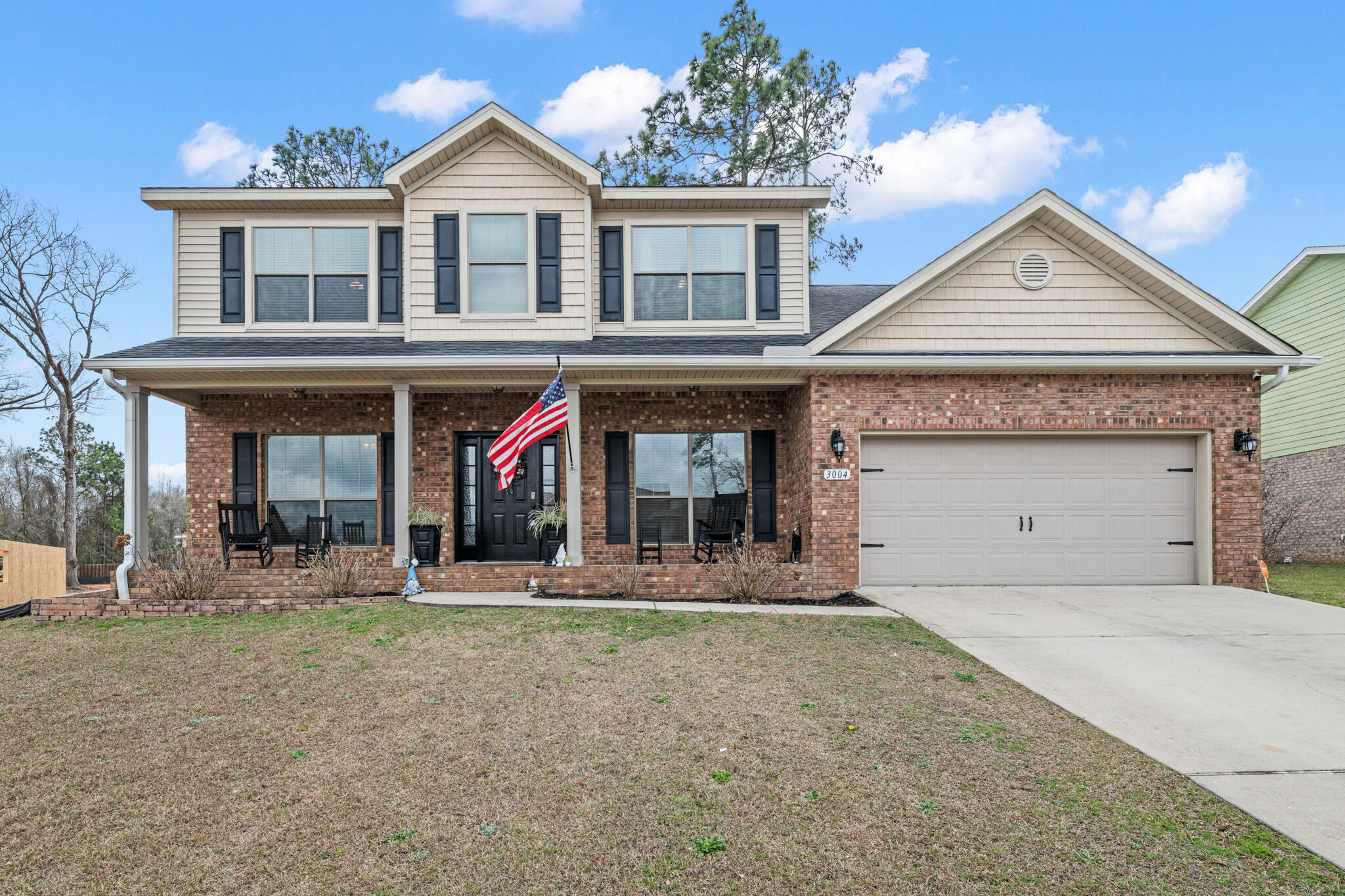 UNDER 400,000!!!This spacious and inviting, home in Brooke Estates is perfect for families! With 18-foot ceilings and travertine flooring, the foyer sets a grand entrance. Enjoy a formal living room, spacious family room, and a bonus room that could easily serve as a 5th bedroom. The kitchen boasts granite countertops, ample storage, and stainless appliances. Upstairs, the master suite impresses with a tray ceiling, large bath featuring a garden tub, custom tile backsplash, and a double walk-in shower. Plus, three additional bedrooms offer plenty of space. Conveniently located laundry room upstairs. Community amenities include a pool and tennis court. Don't let this gem slip away - call today!!!