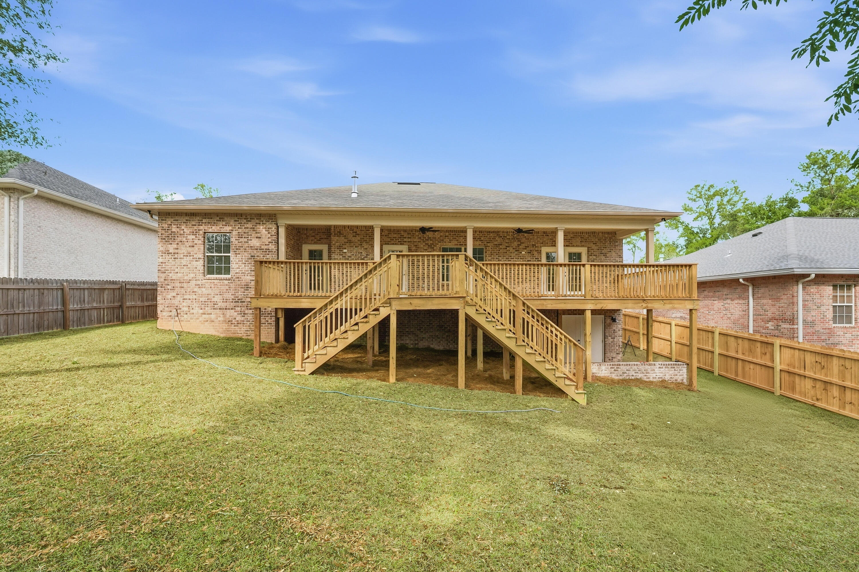 VALPARAISO PLAT #7 LOT 2 BLK 30 - Residential