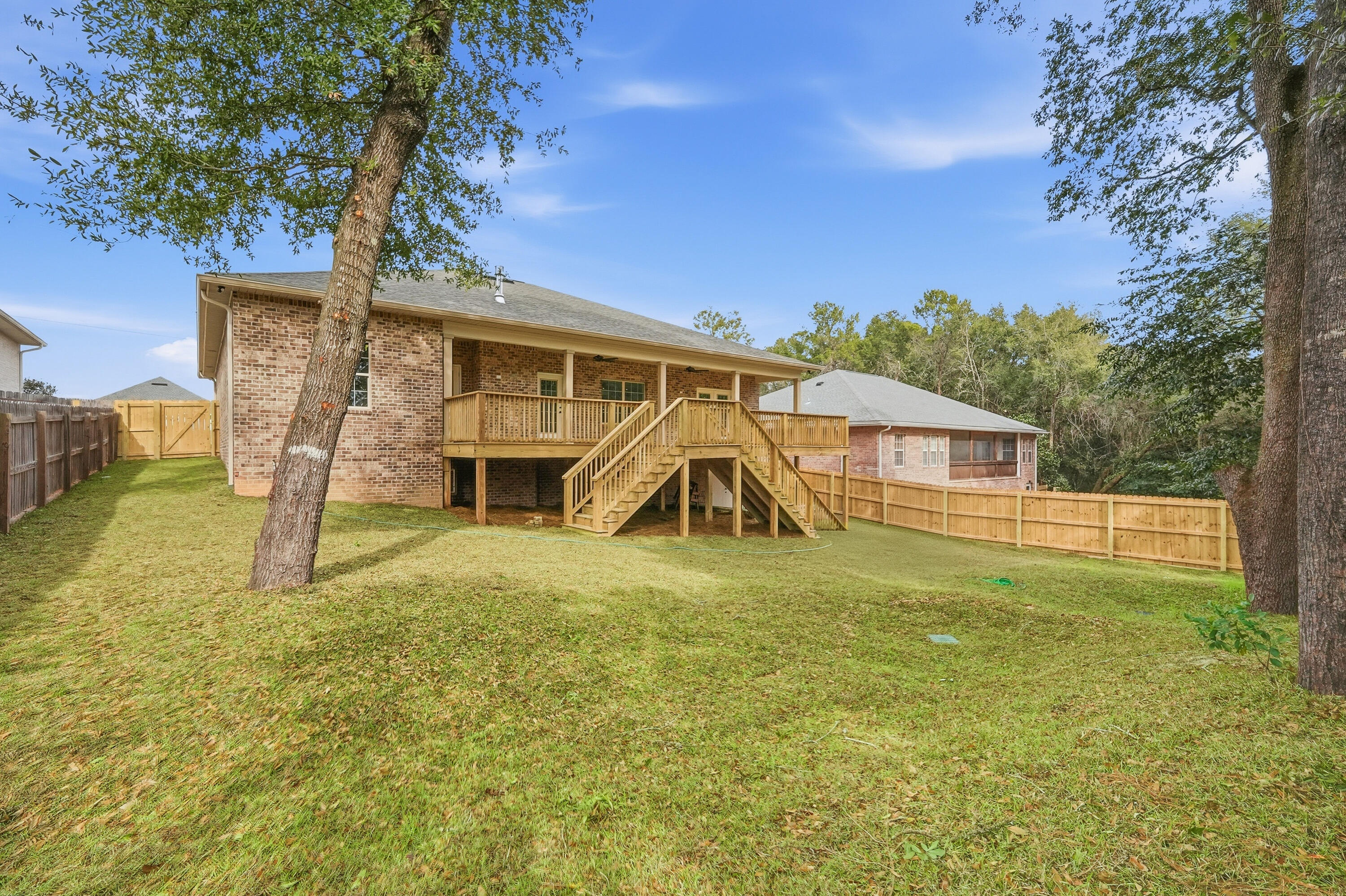 VALPARAISO PLAT #7 LOT 2 BLK 30 - Residential