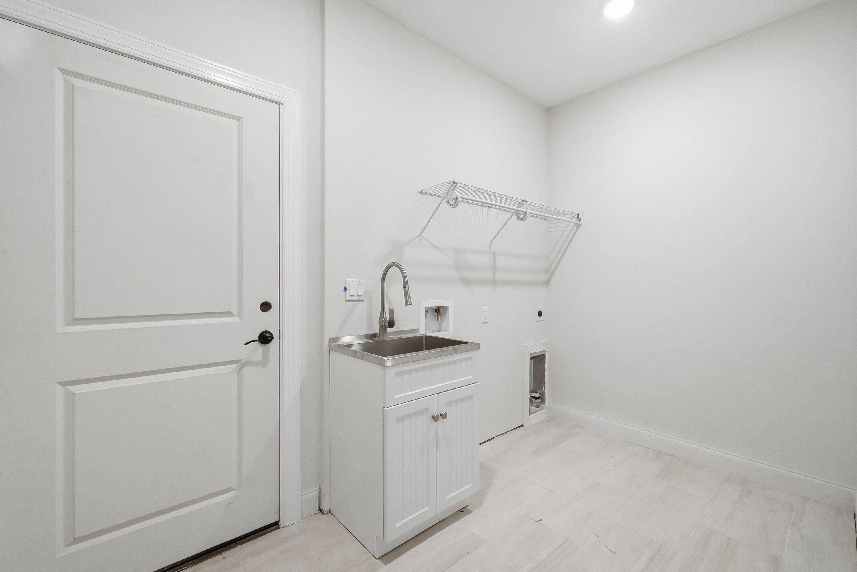 VALPARAISO PLAT #7 LOT 2 BLK 30 - Residential