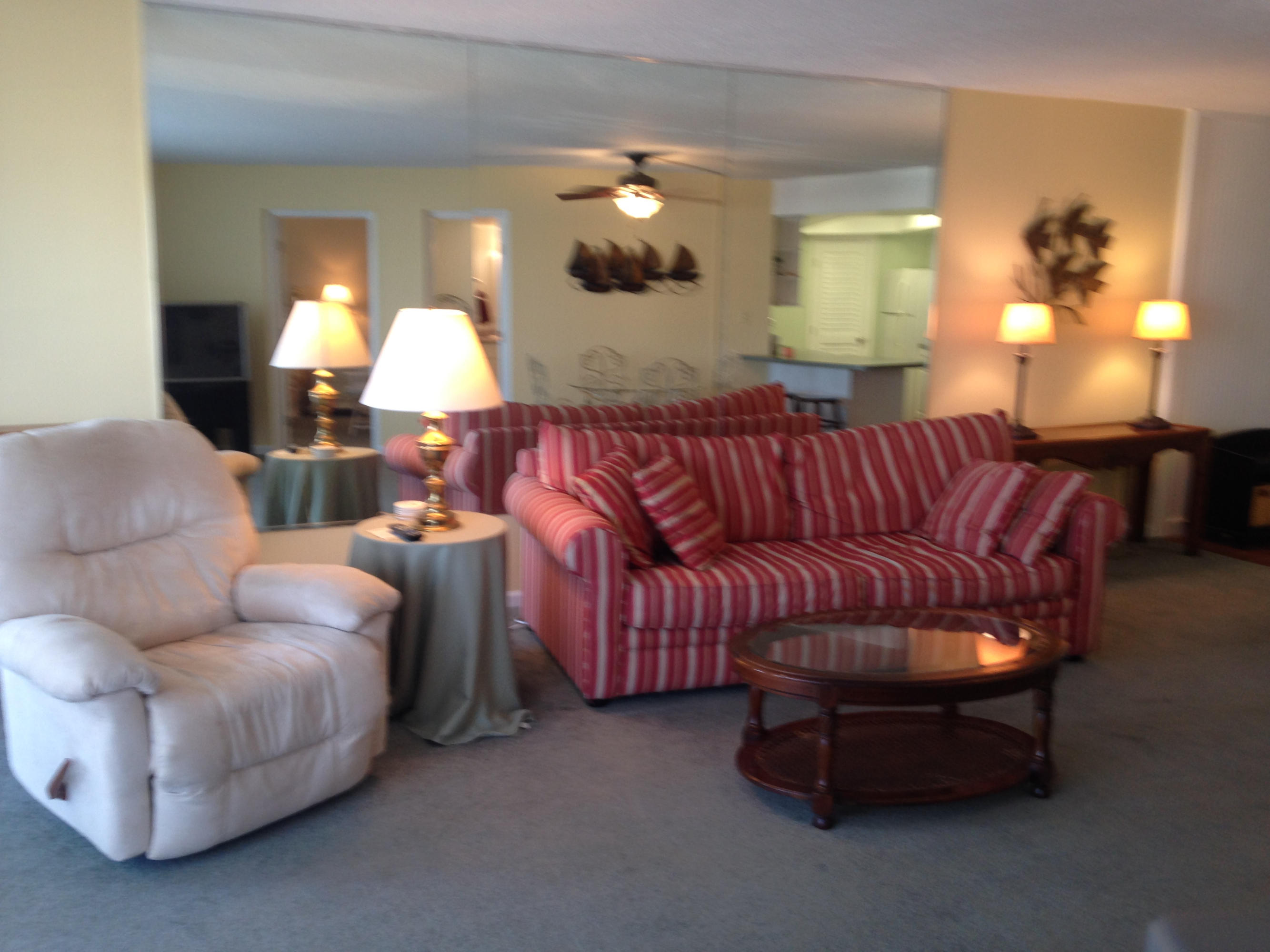 EL MATADOR CONDO - Residential