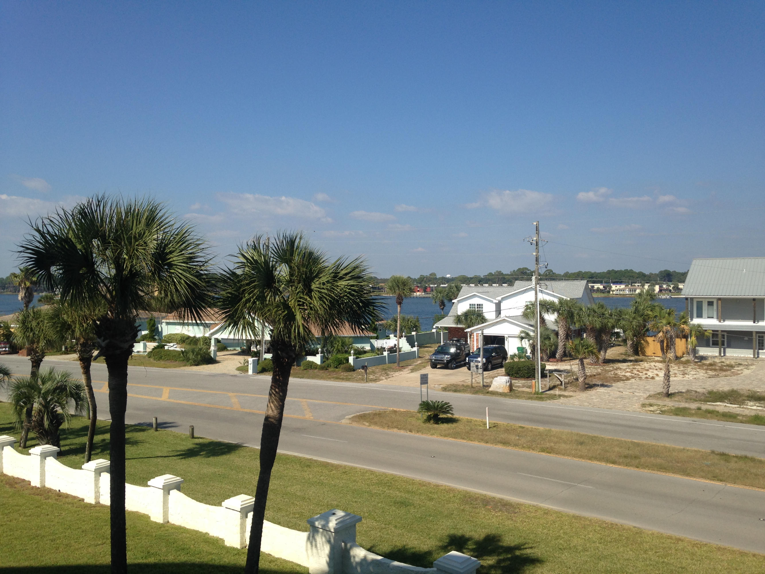 EL MATADOR CONDO - Residential