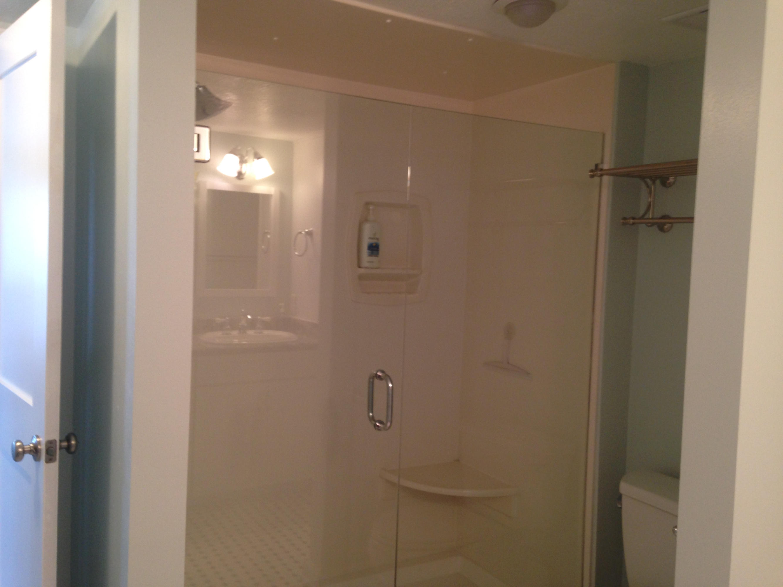 EL MATADOR CONDO - Residential