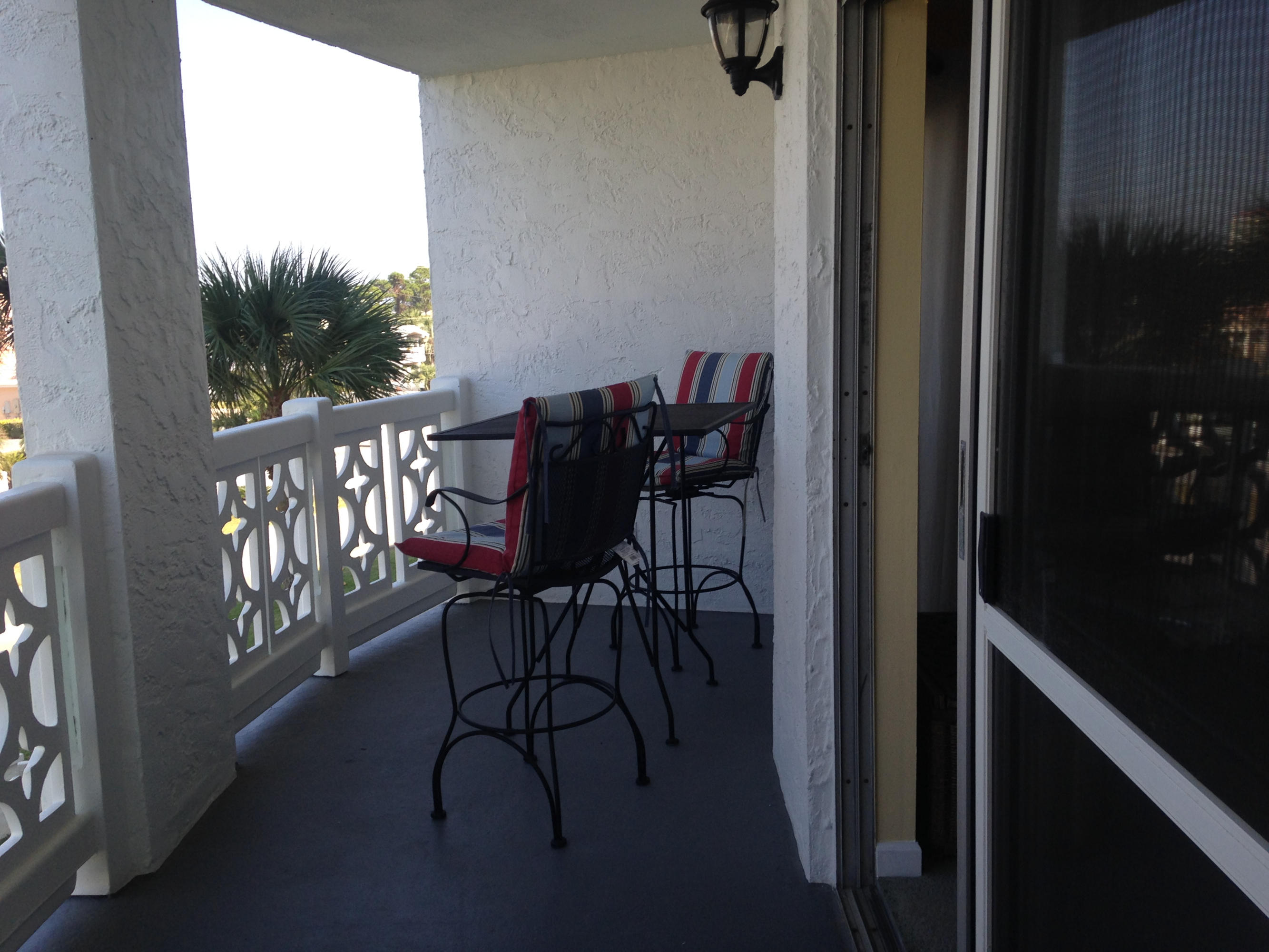 EL MATADOR CONDO - Residential