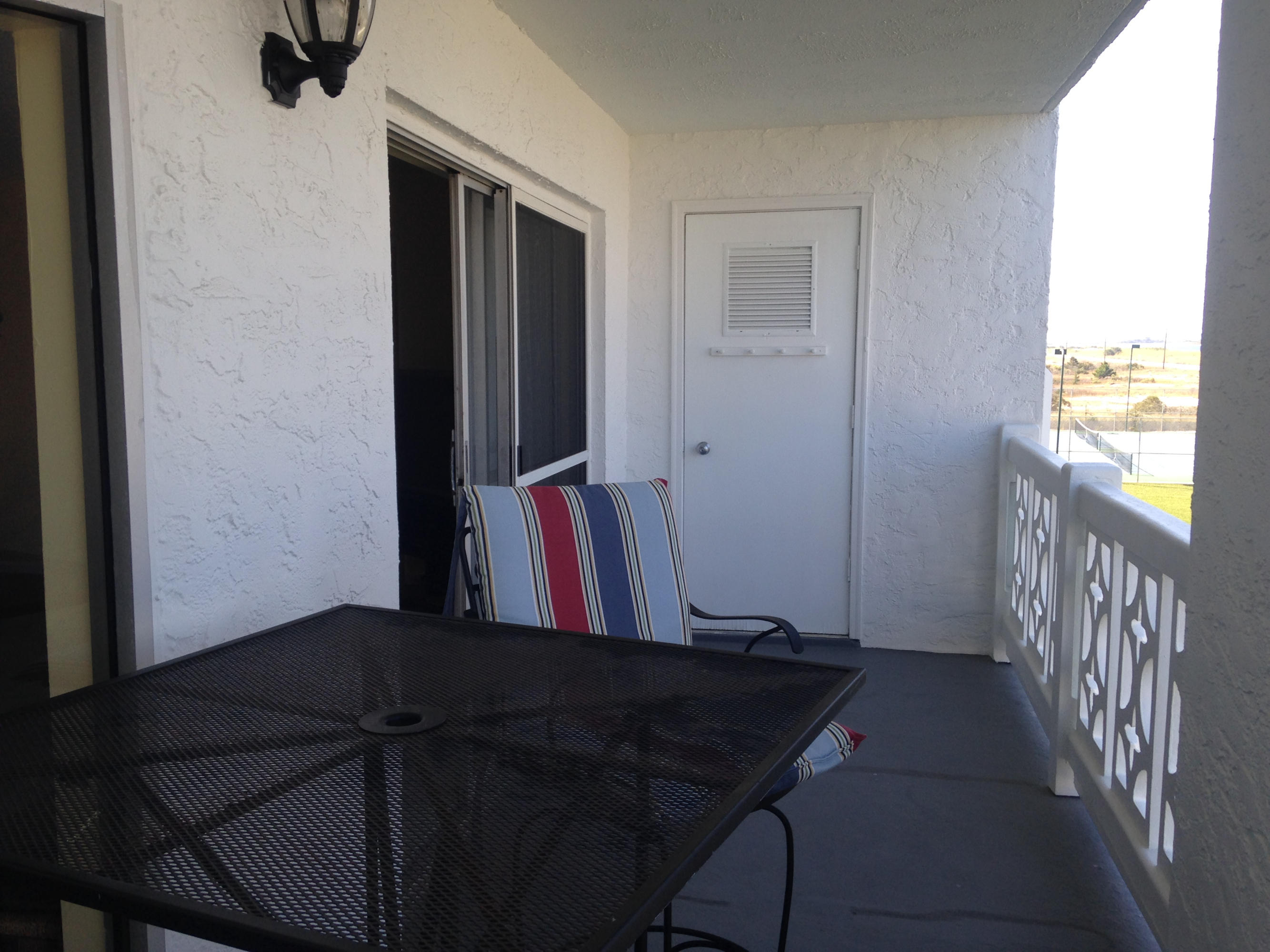 EL MATADOR CONDO - Residential