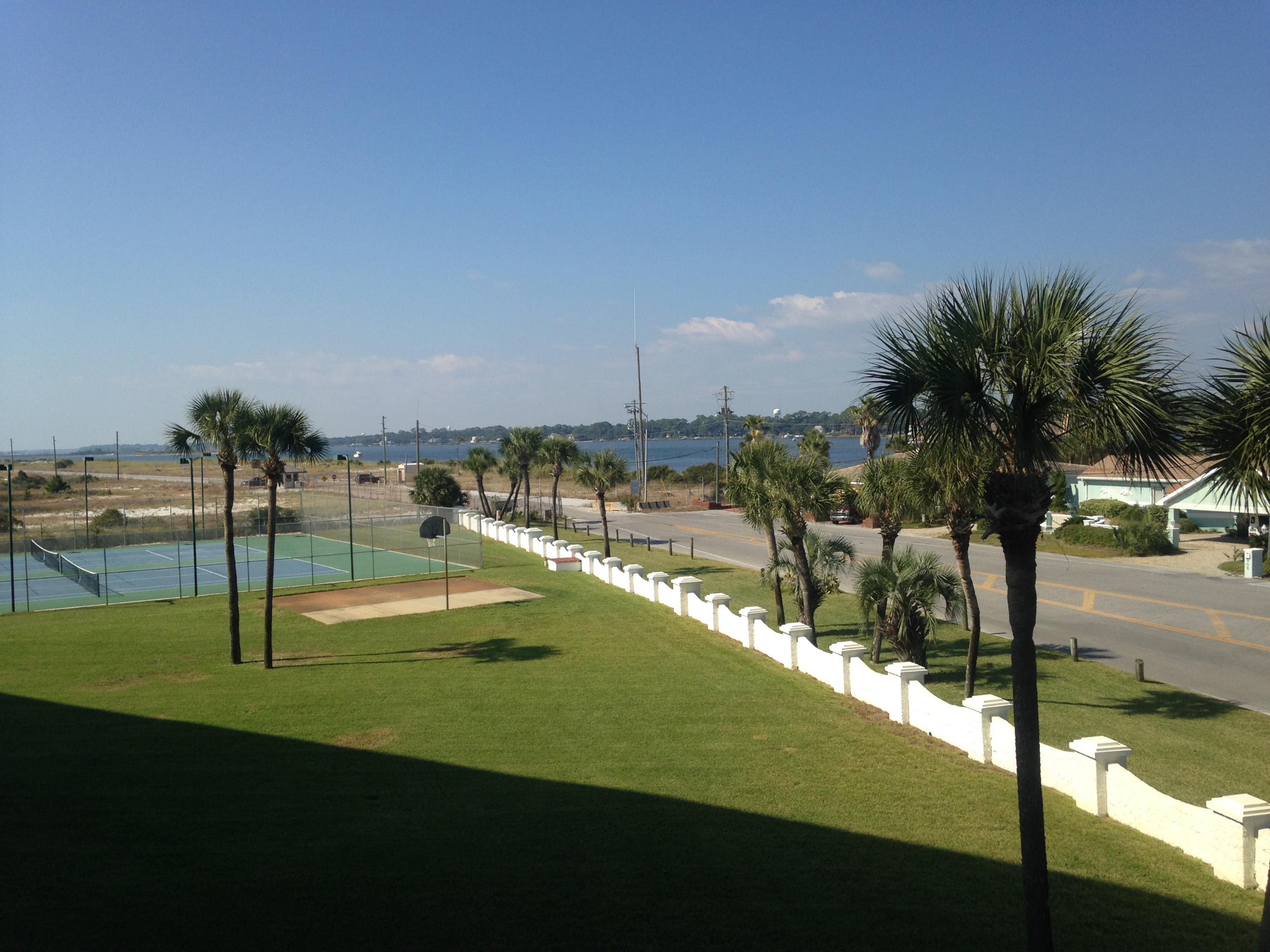 EL MATADOR CONDO - Residential