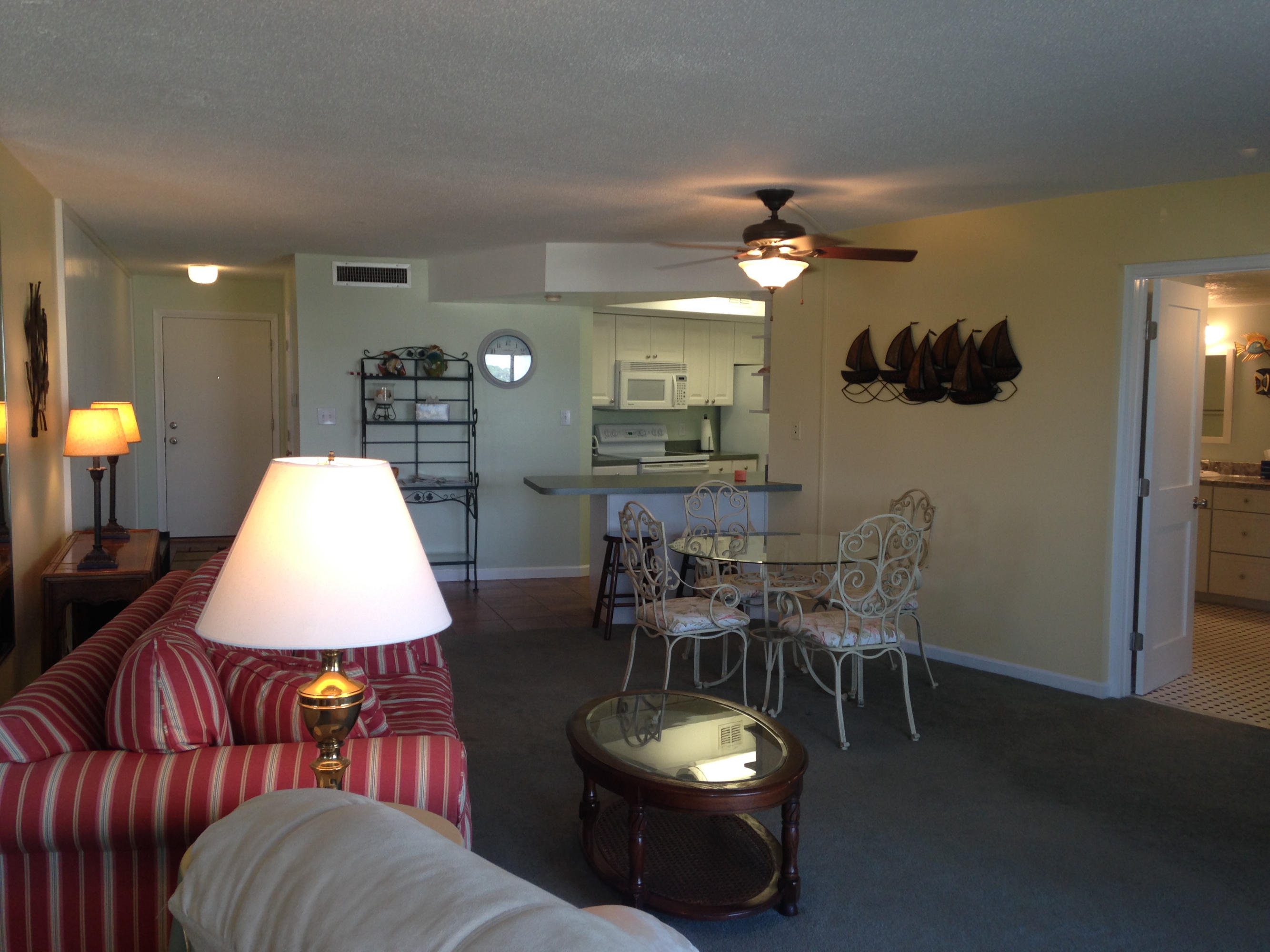 EL MATADOR CONDO - Residential