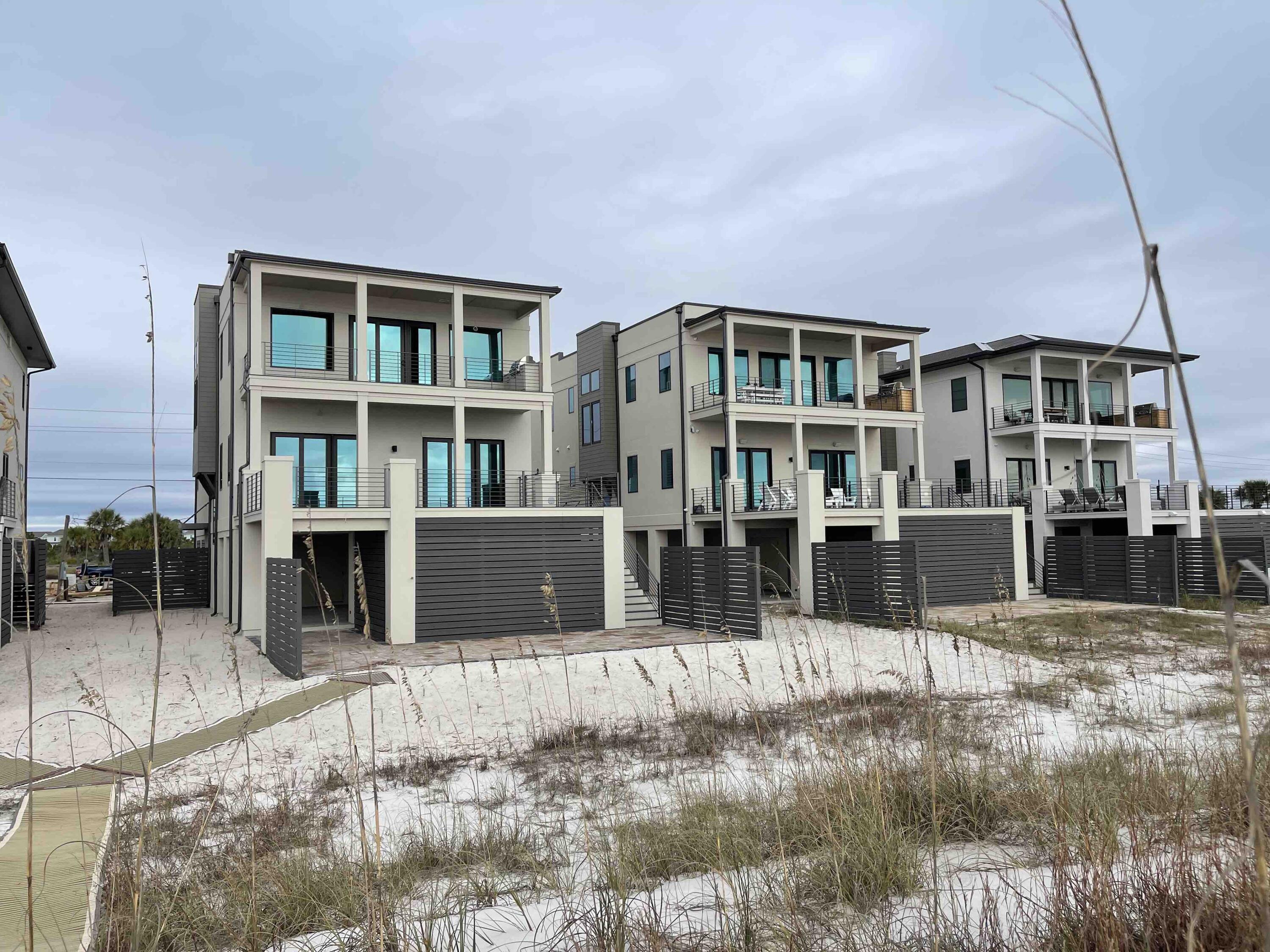 Project Name: Viviana - Residential