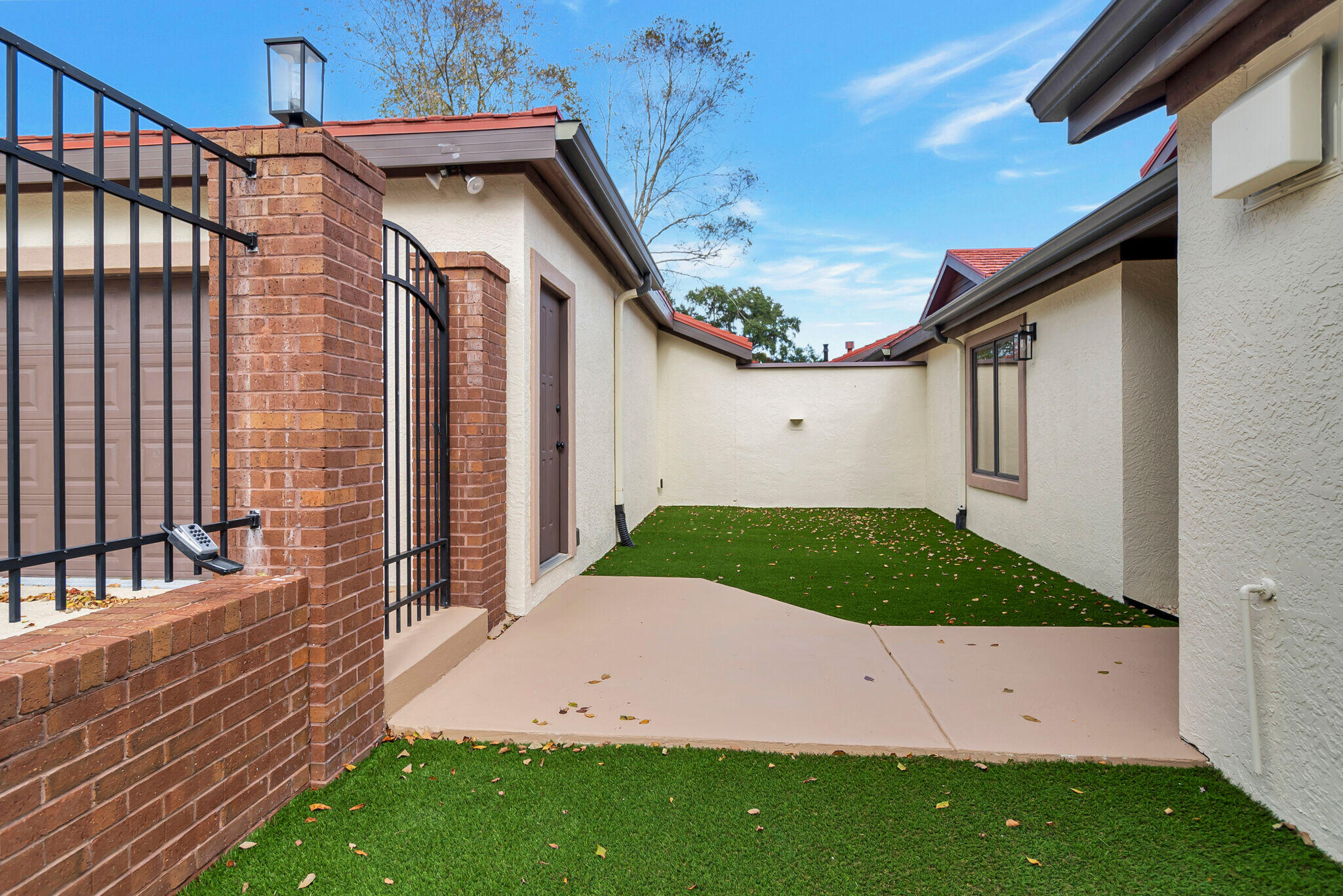 Lake Way Villas I - Residential