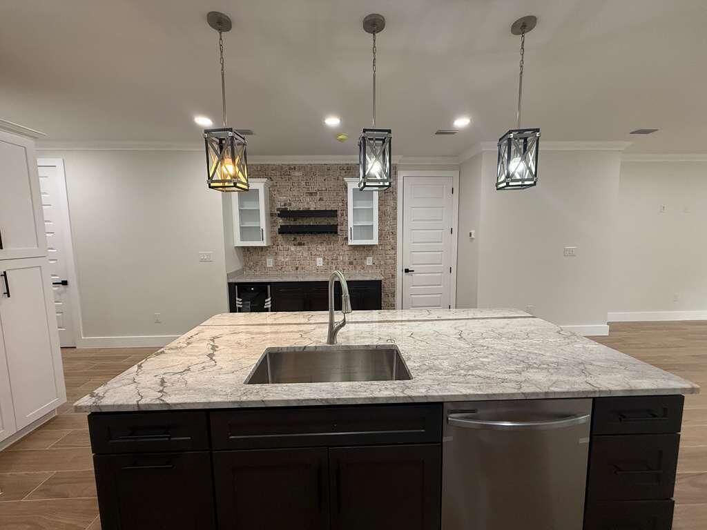 VILLA TASSO TOWN OF - Residential Lease