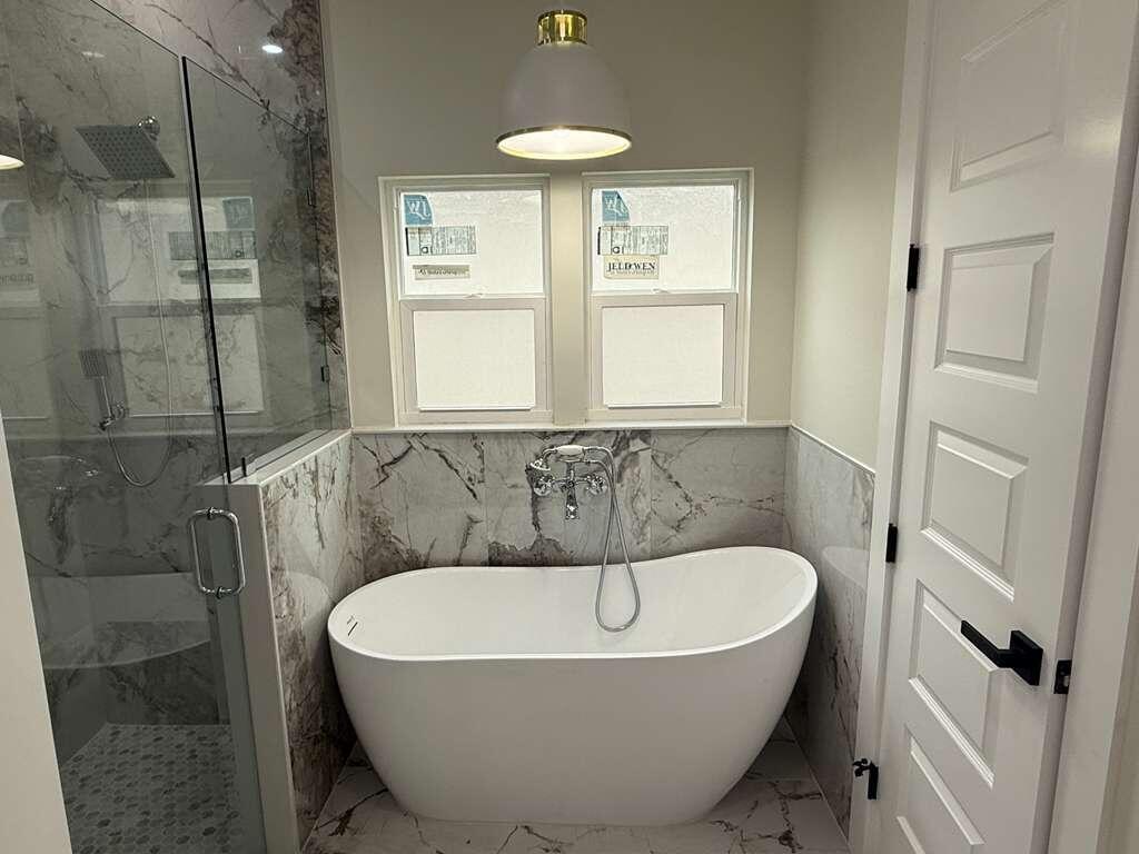 VILLA TASSO TOWN OF - Residential Lease