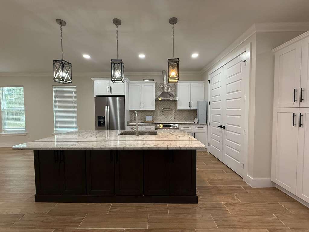 VILLA TASSO TOWN OF - Residential Lease