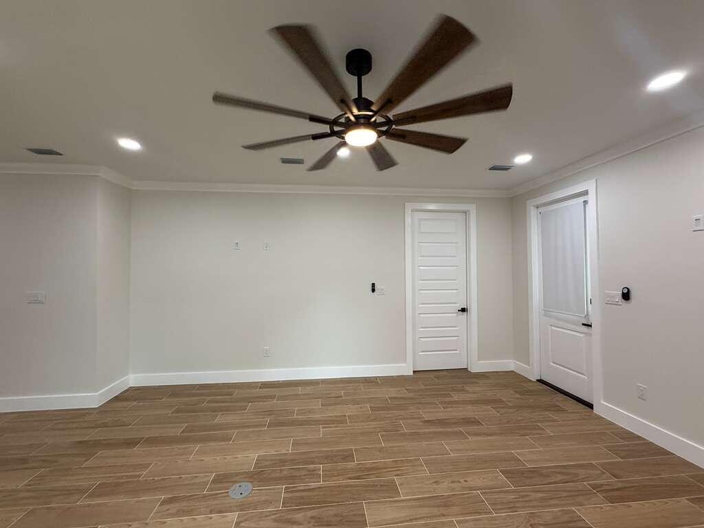 VILLA TASSO TOWN OF - Residential Lease