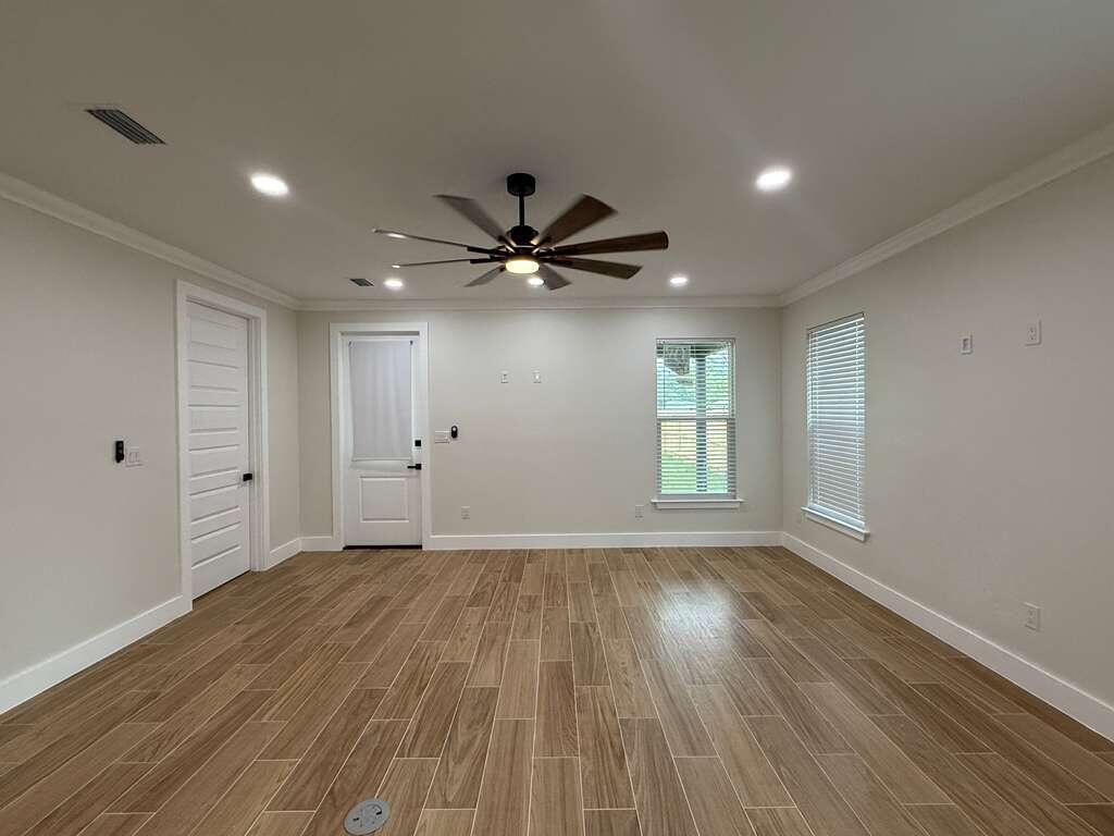 VILLA TASSO TOWN OF - Residential Lease