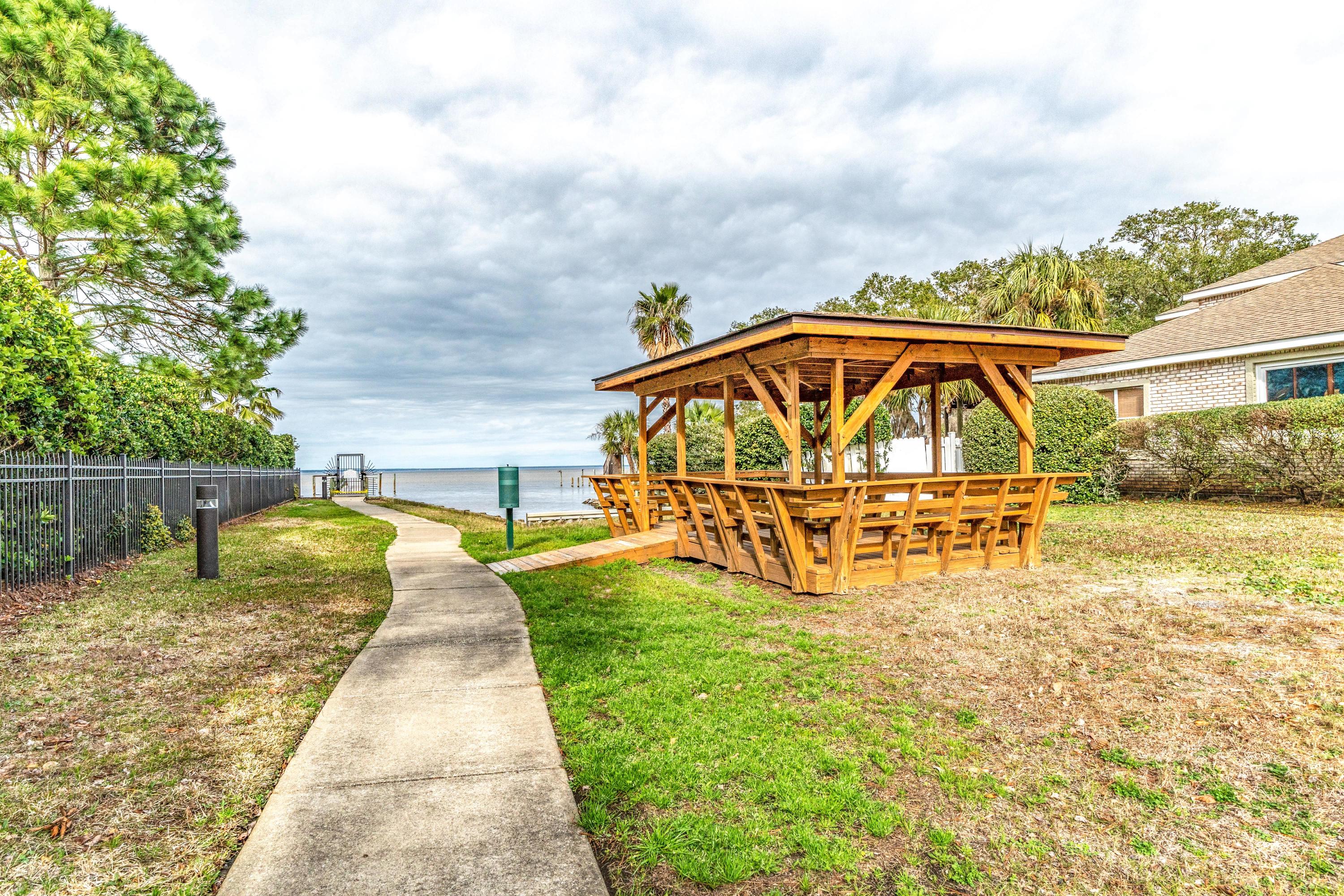 BON VILLAS - Residential