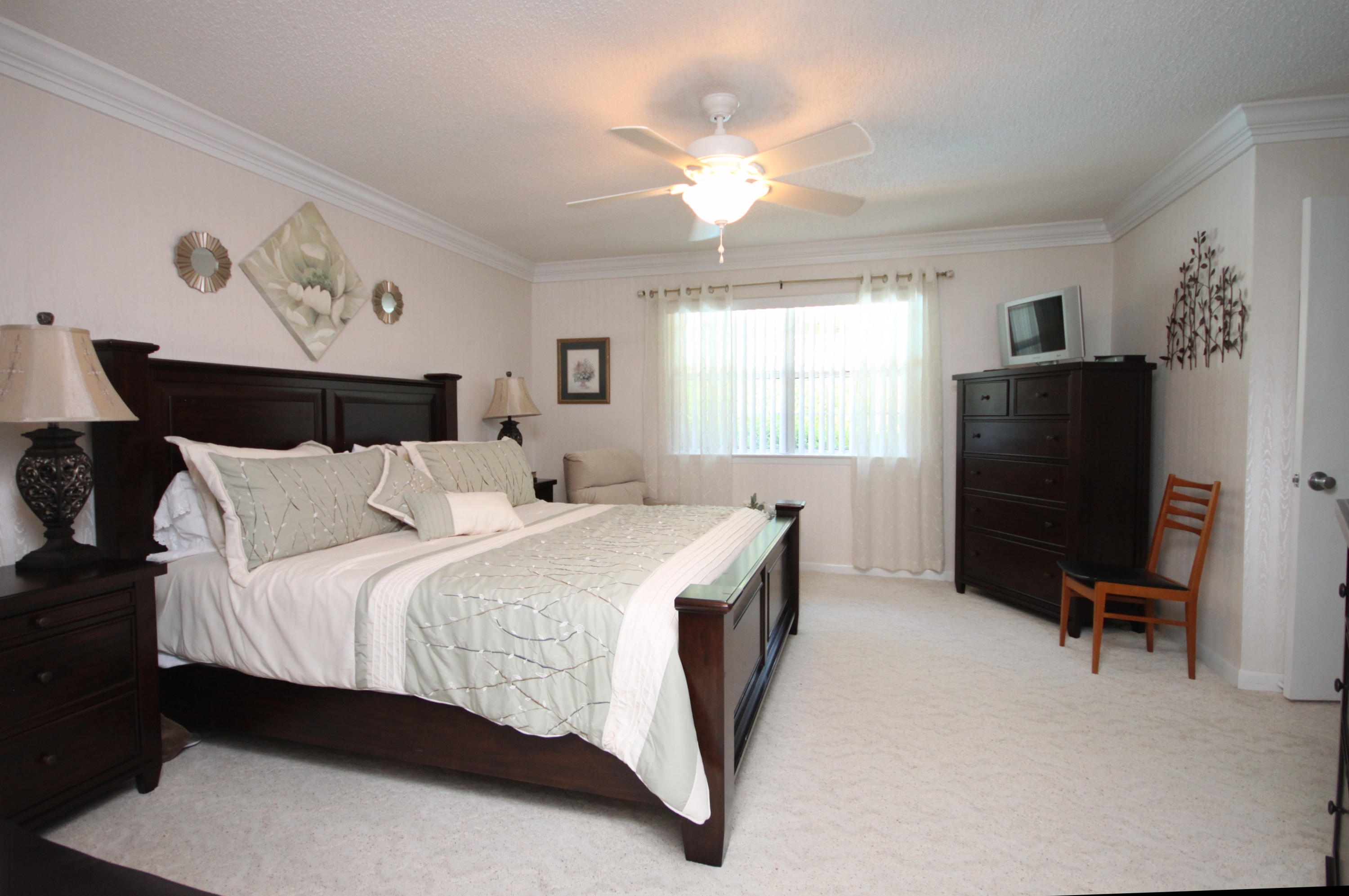 LAKEVIEW ESTATES - Residential