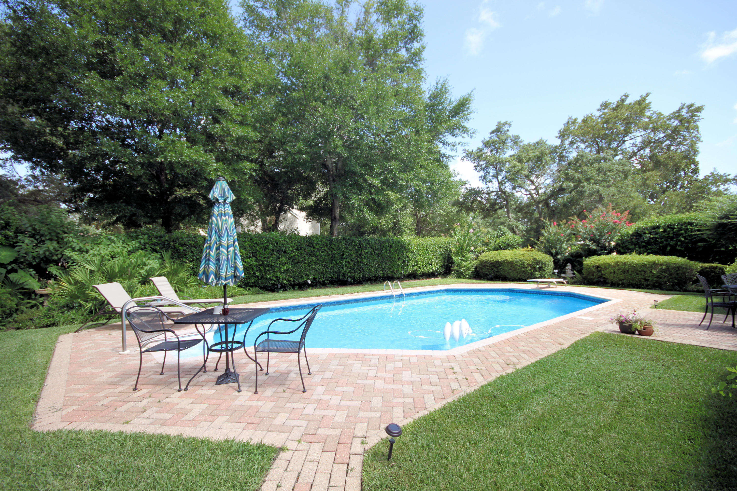 LAKEVIEW ESTATES - Residential