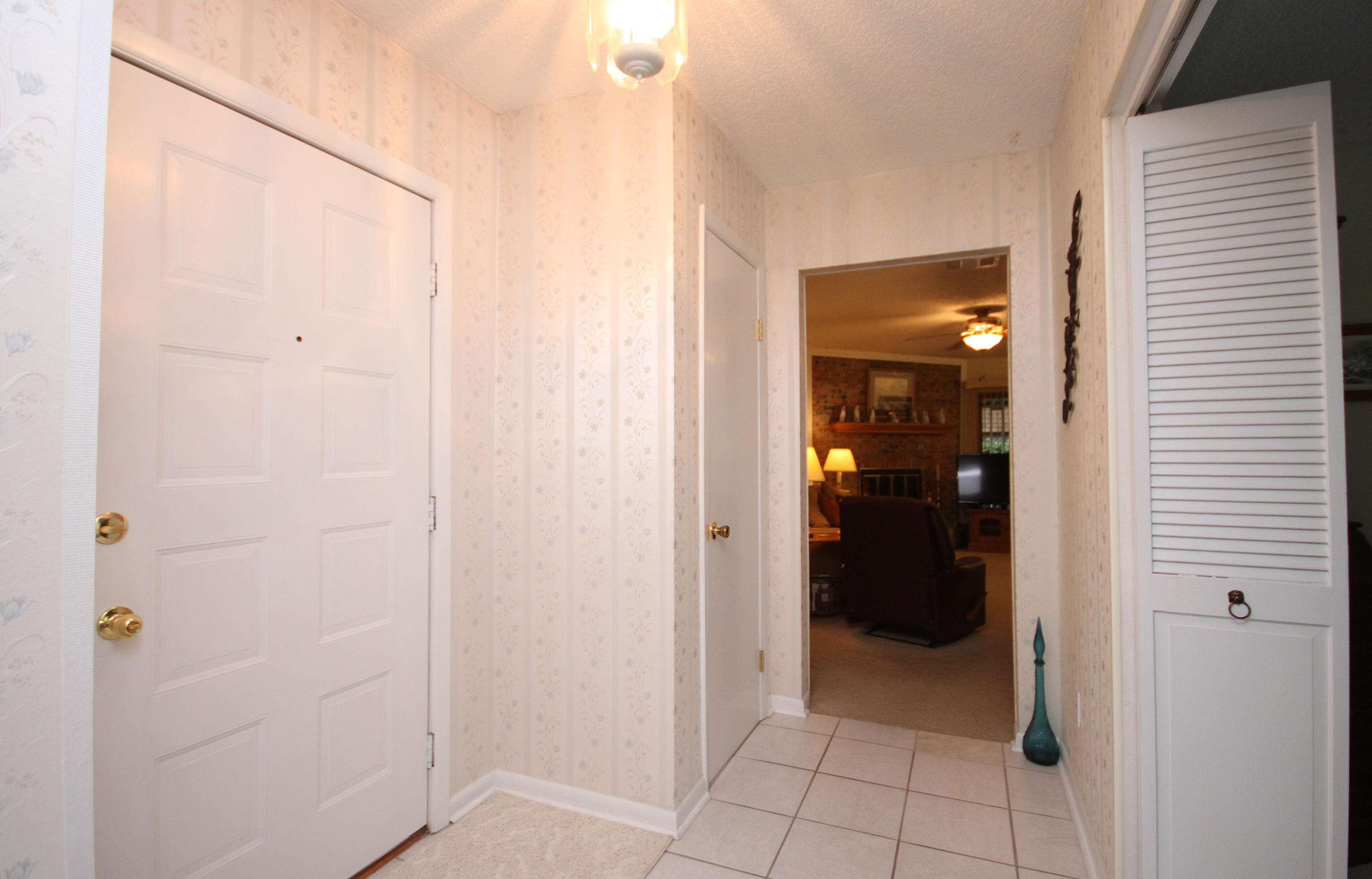 LAKEVIEW ESTATES - Residential