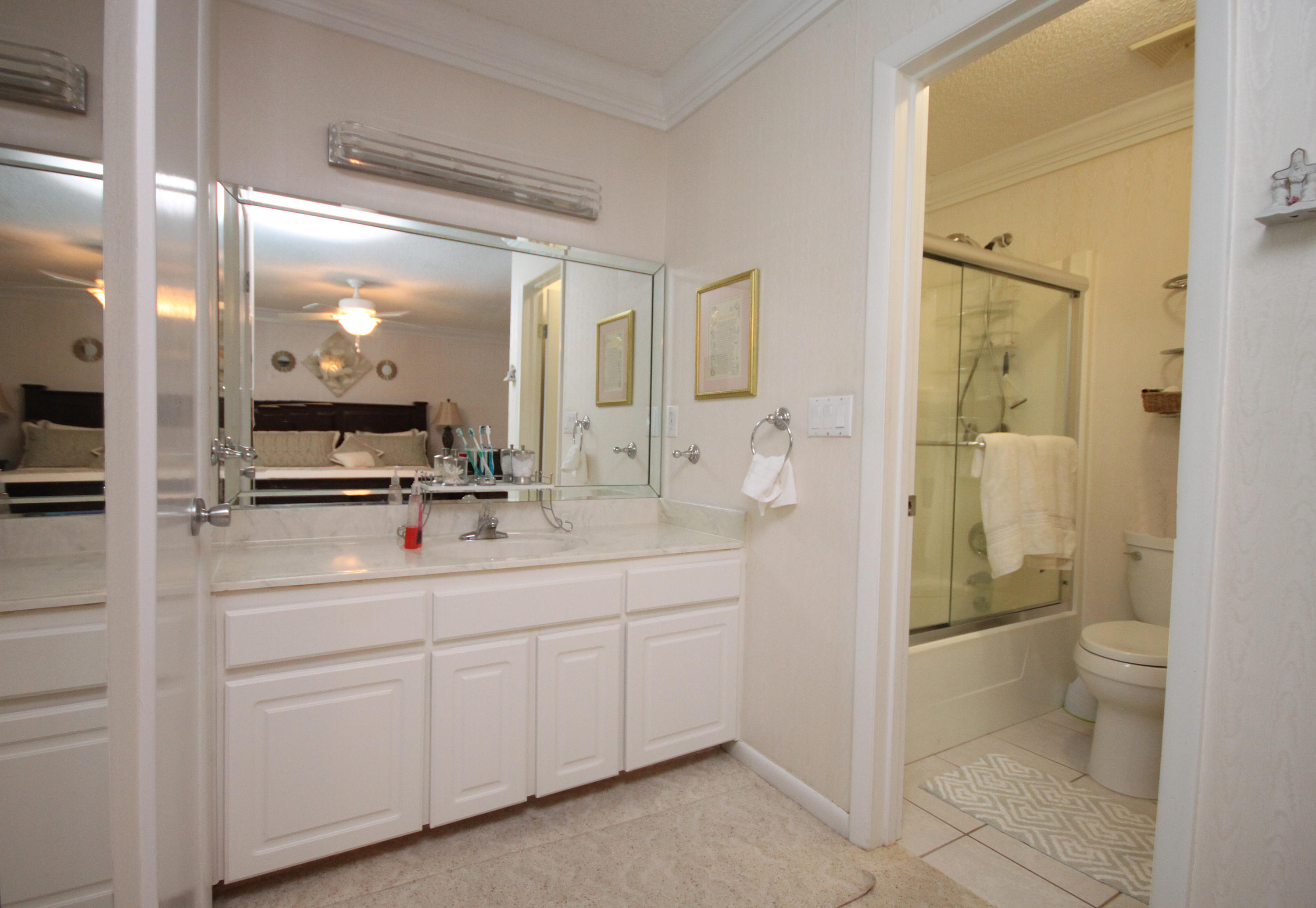 LAKEVIEW ESTATES - Residential