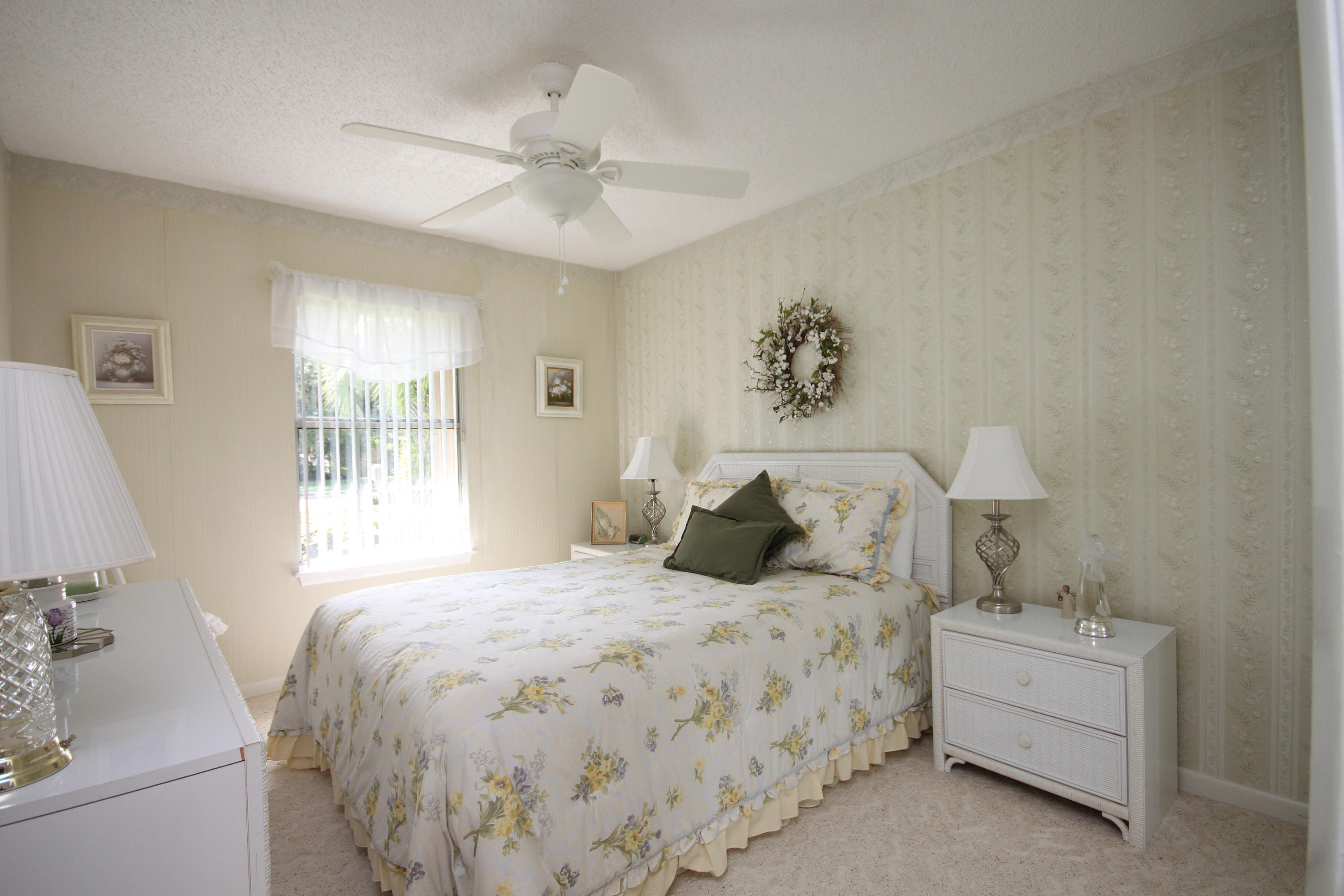 LAKEVIEW ESTATES - Residential