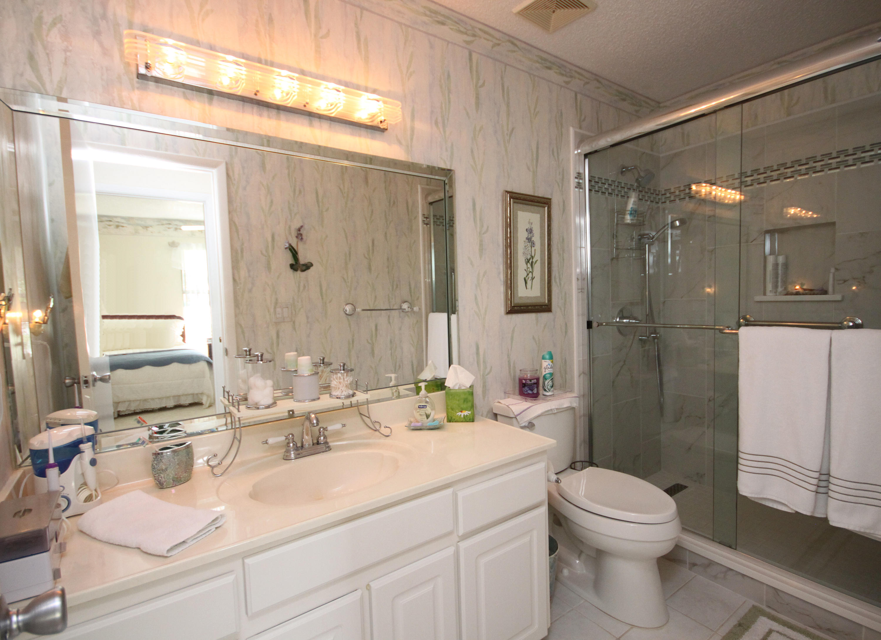 LAKEVIEW ESTATES - Residential