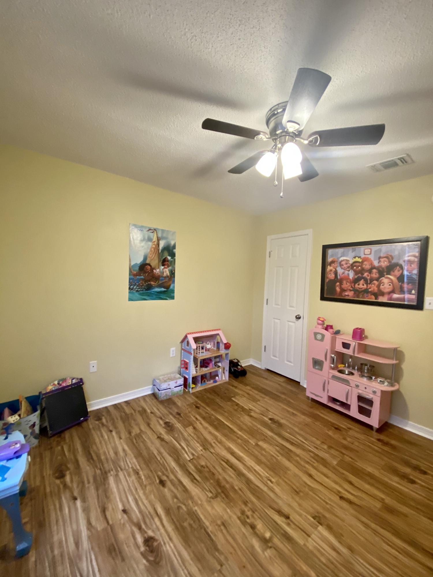 SUGAR CREEK S/D - Residential