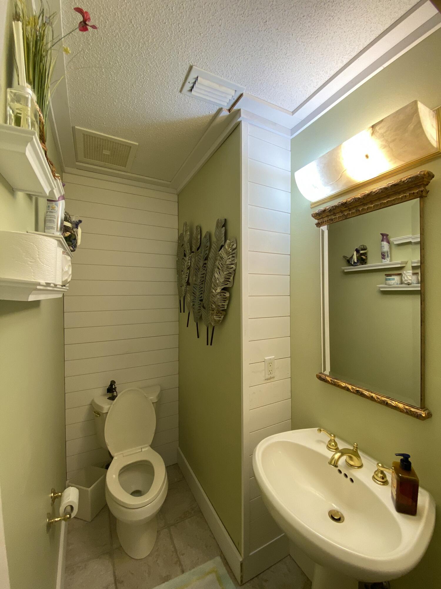 CASABLANCA ISLES - Residential