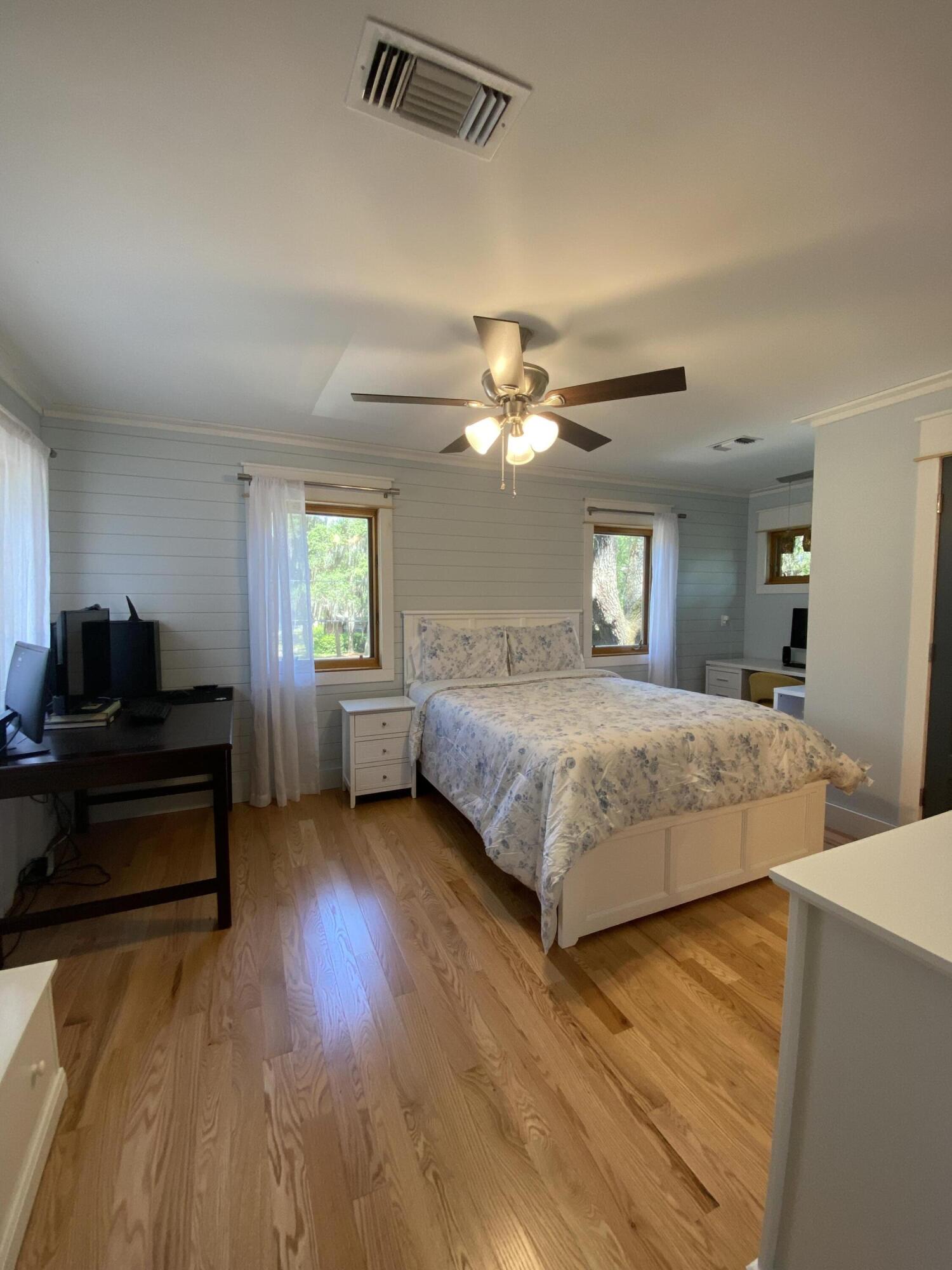 CASABLANCA ISLES - Residential