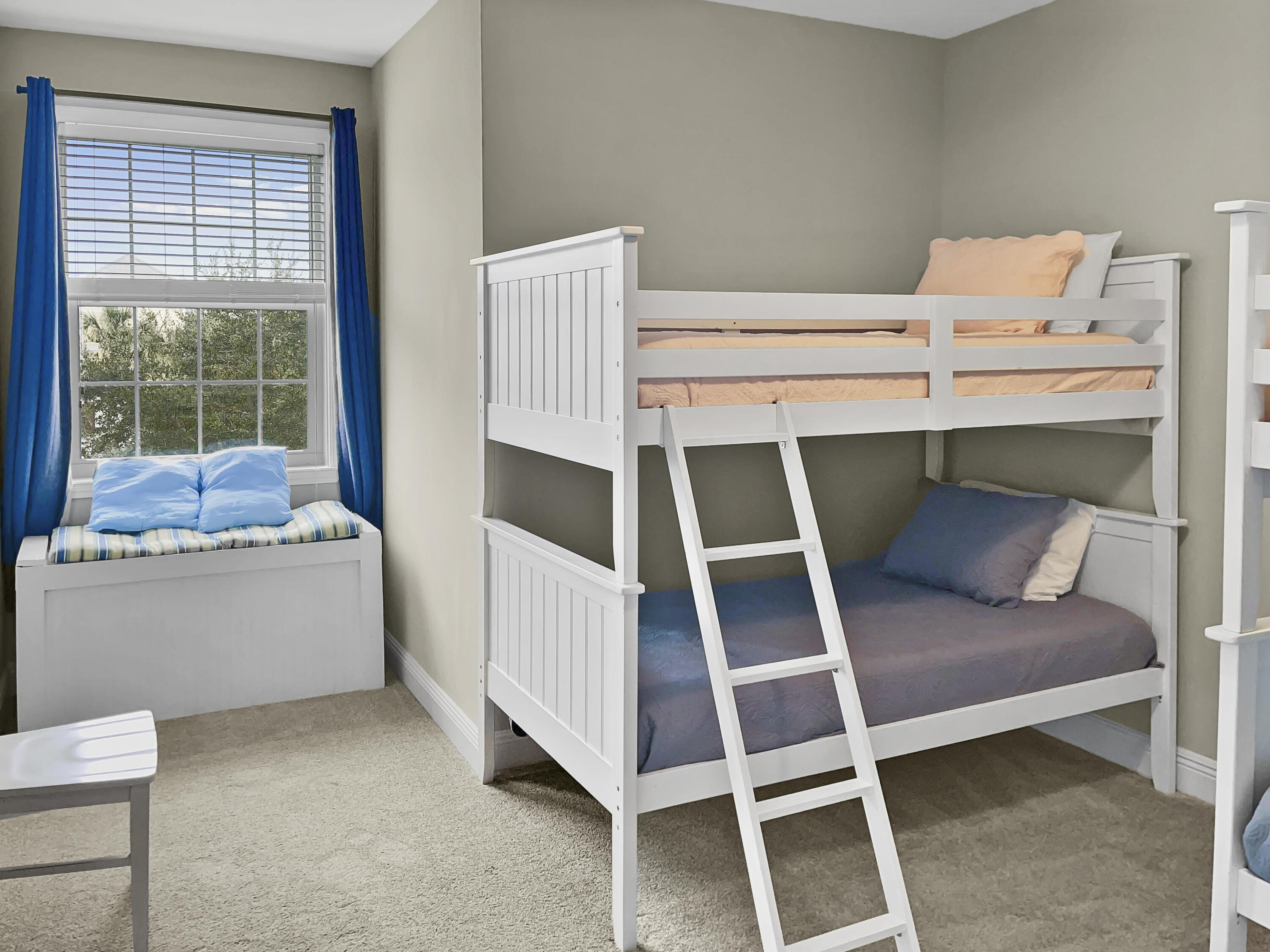 VILLAGE AT BLUE MOUNTAIN BEACH - Residential