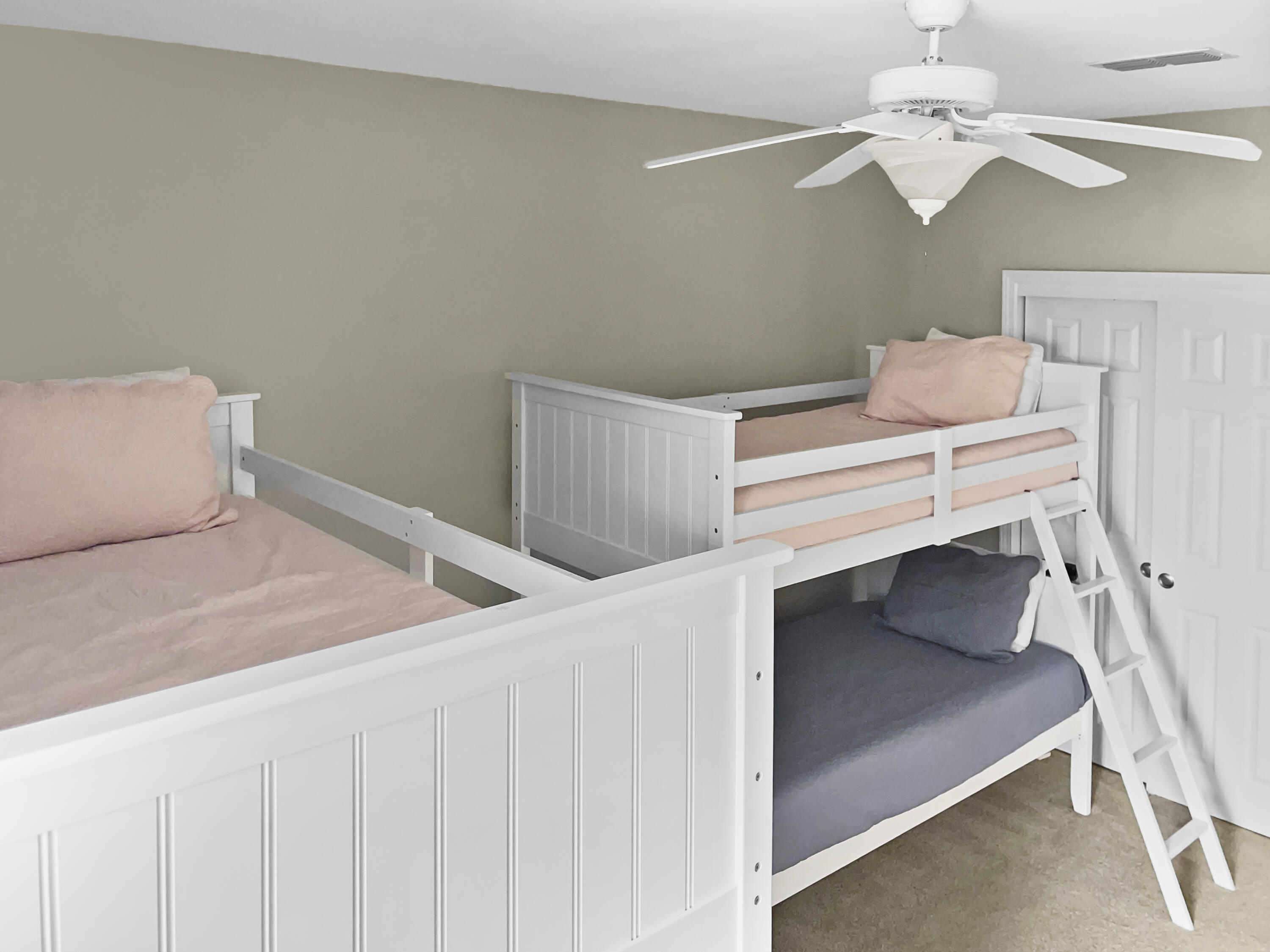 VILLAGE AT BLUE MOUNTAIN BEACH - Residential