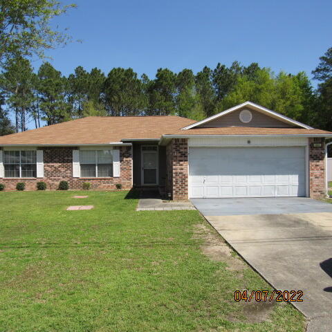 Desirable location South Of I-10. This 3/2 home has a spacious floorplan. Split bedrooms, updated appliances and privacy fenced rear yard. New HVAC installed in 2019.Don't wait! See it today it will be gone tomorrow!