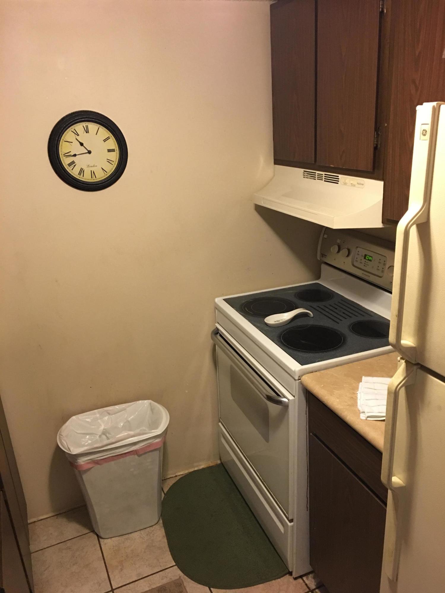 COLLEGE PARK CONDO - Residential