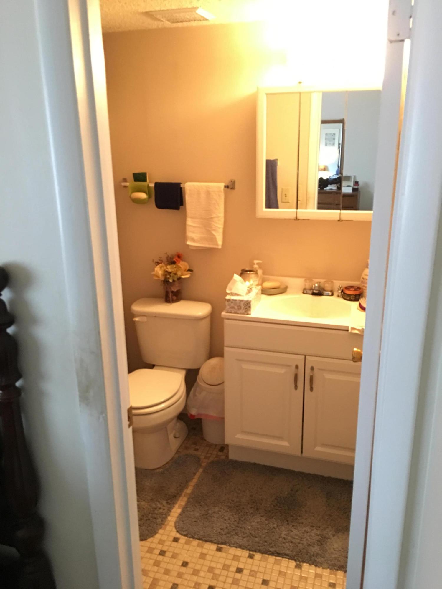 COLLEGE PARK CONDO - Residential