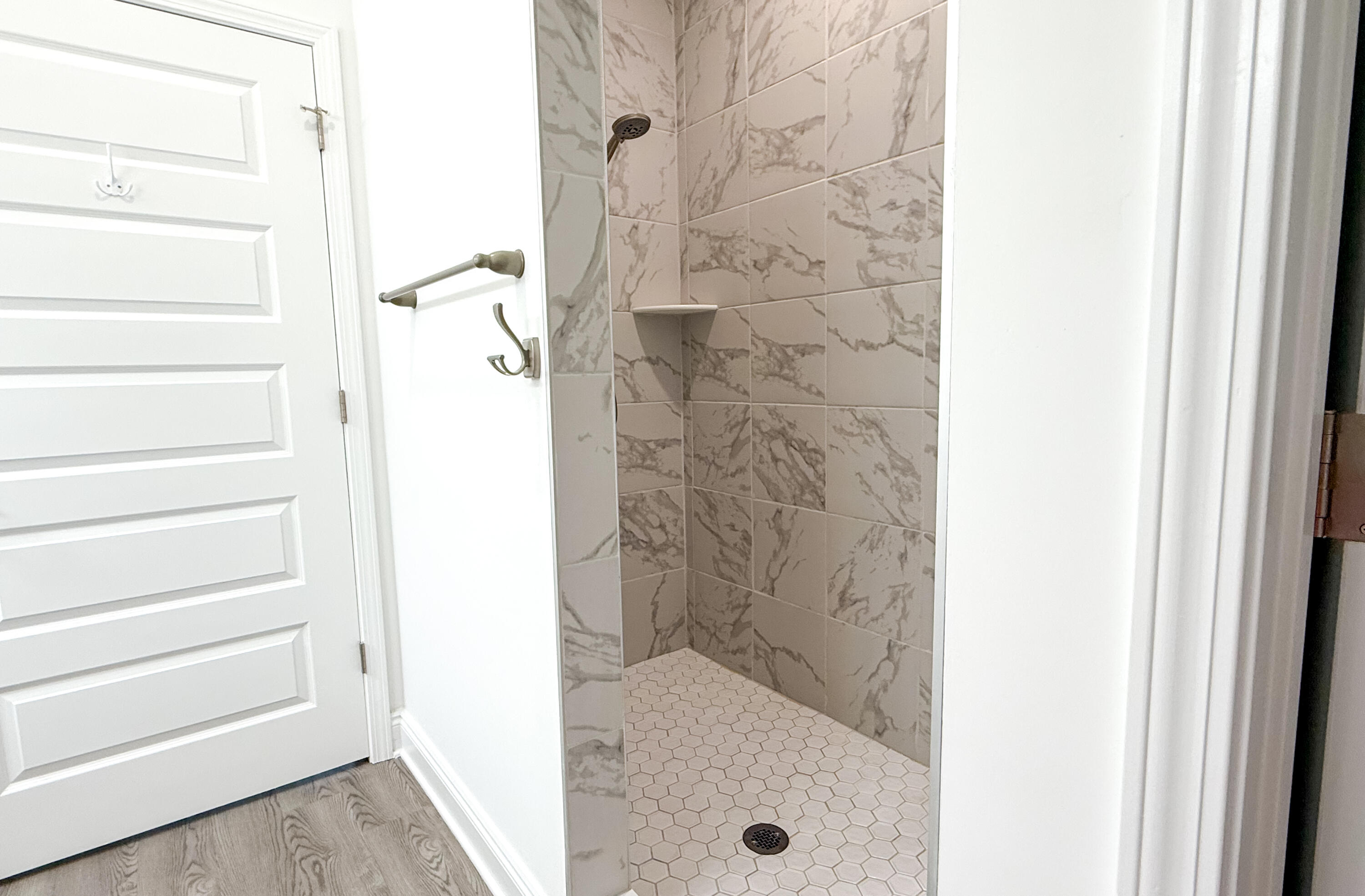 Arazzo On Madison - Residential
