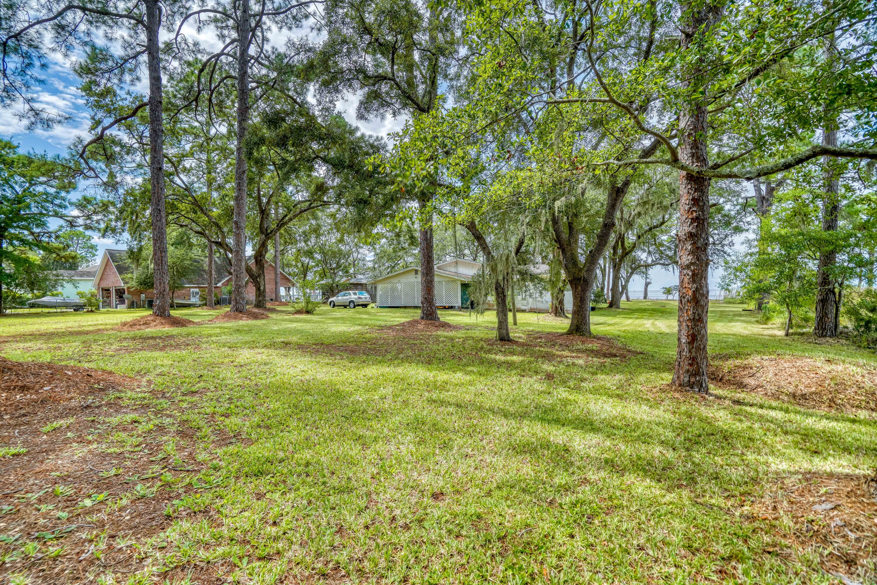 BAY GROVE 1ST ADDN - Residential