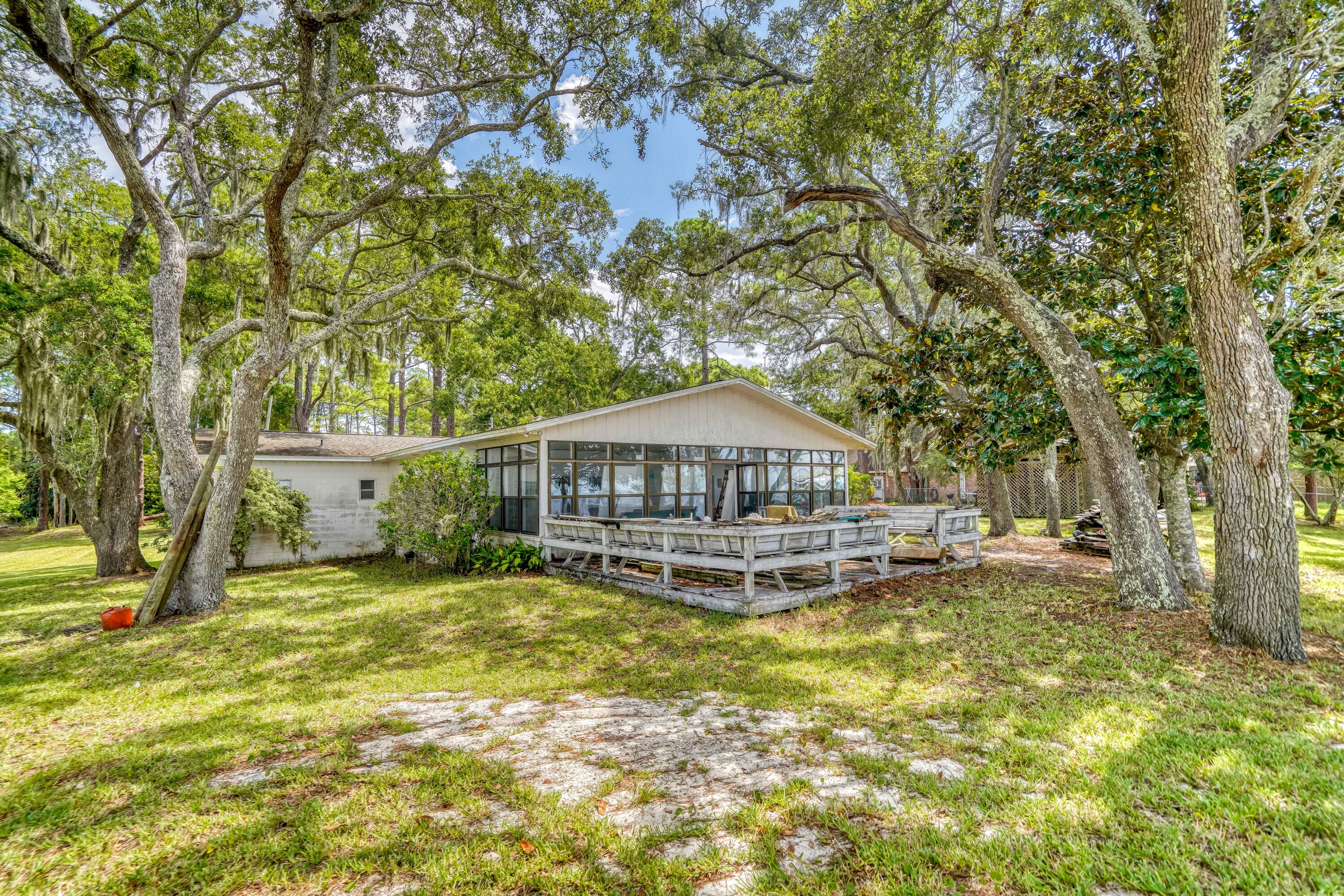 BAY GROVE 1ST ADDN - Residential