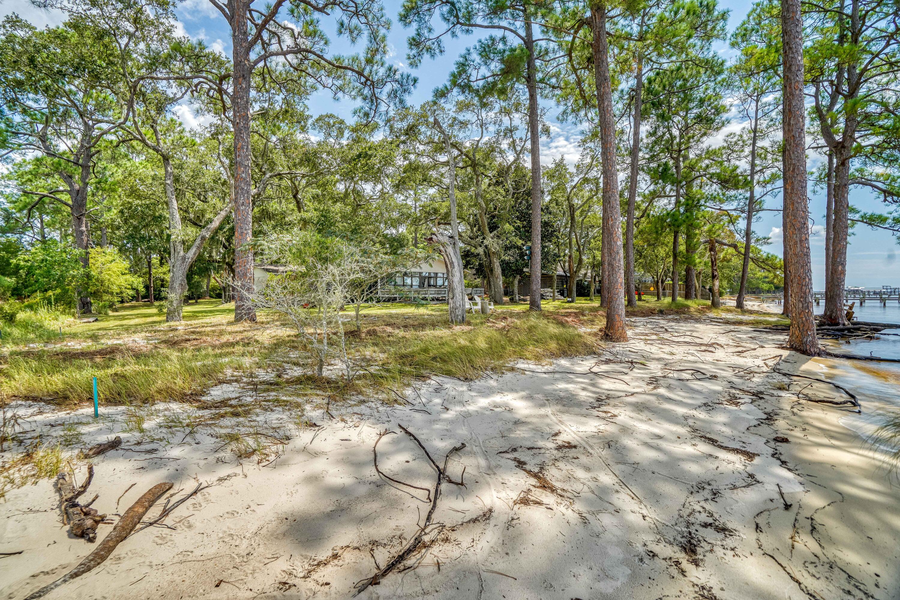 BAY GROVE 1ST ADDN - Residential