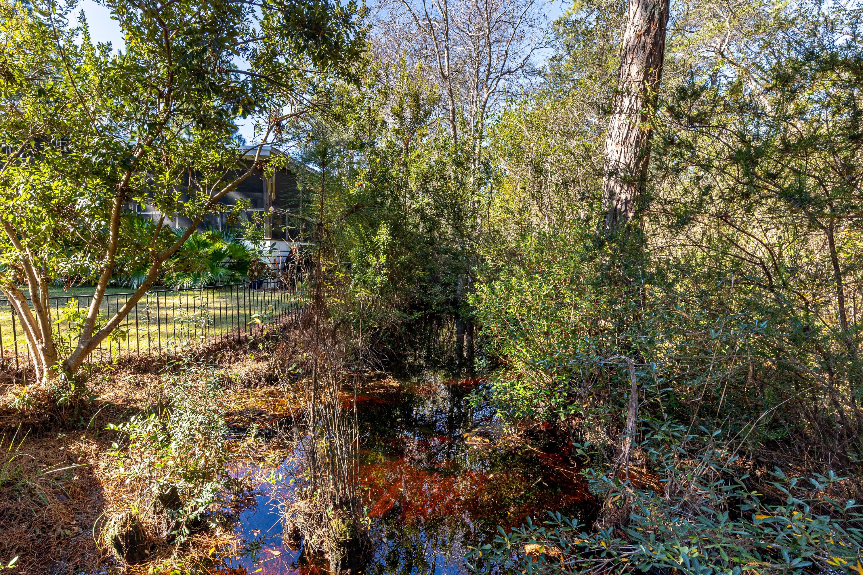 GULF SHORE MANOR - Residential