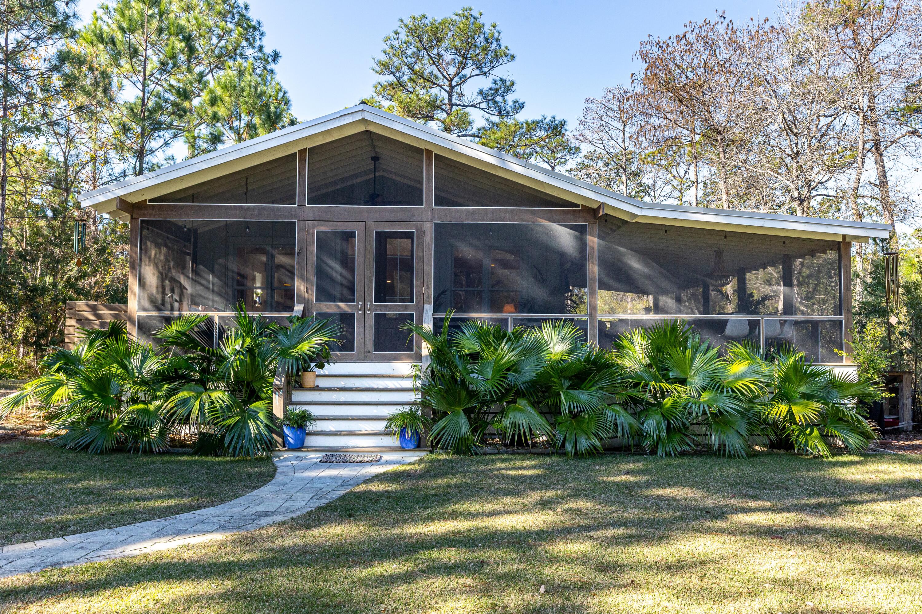 GULF SHORE MANOR - Residential