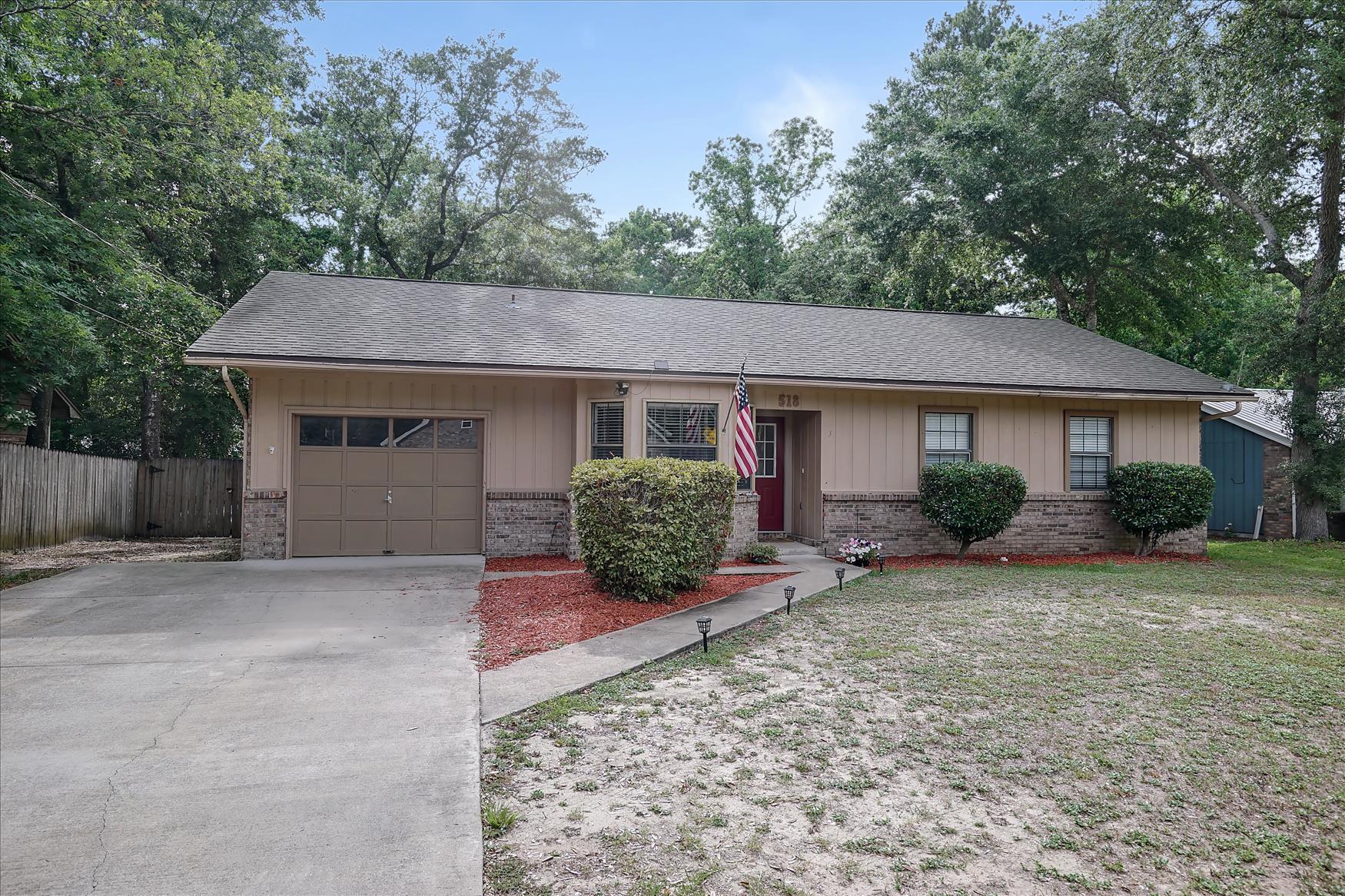 VAPLARAISO PINECREST 5 - Residential