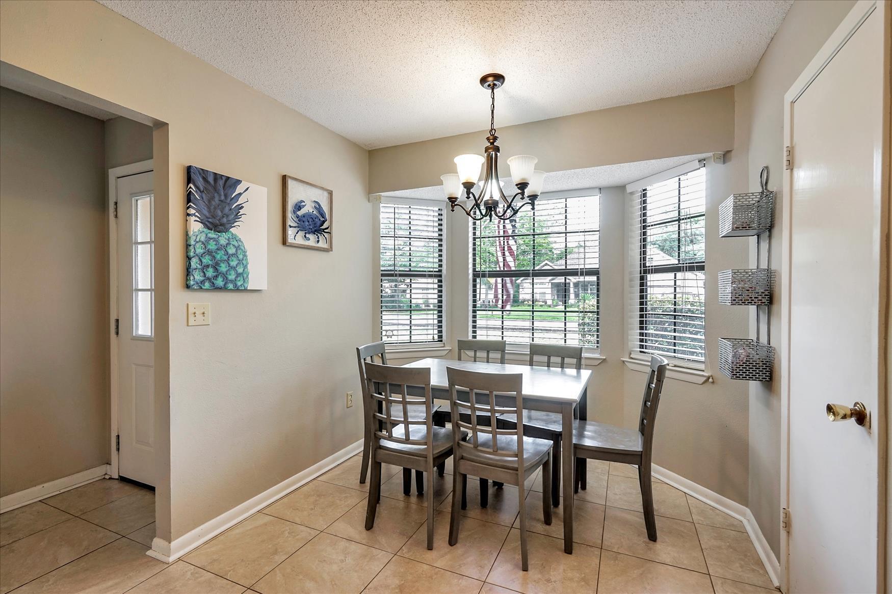 VAPLARAISO PINECREST 5 - Residential