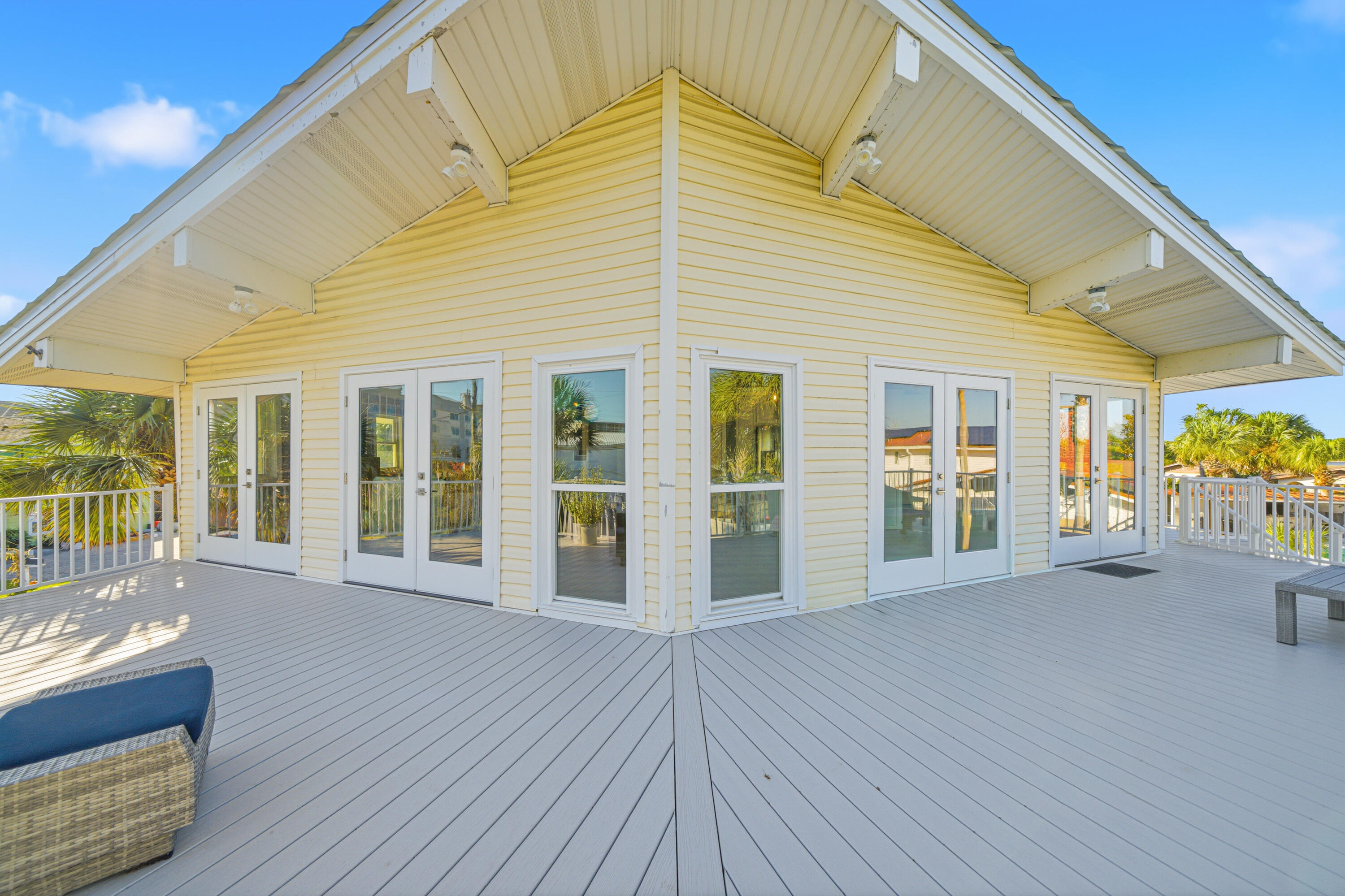 SANTA ROSA ISLAND - Residential