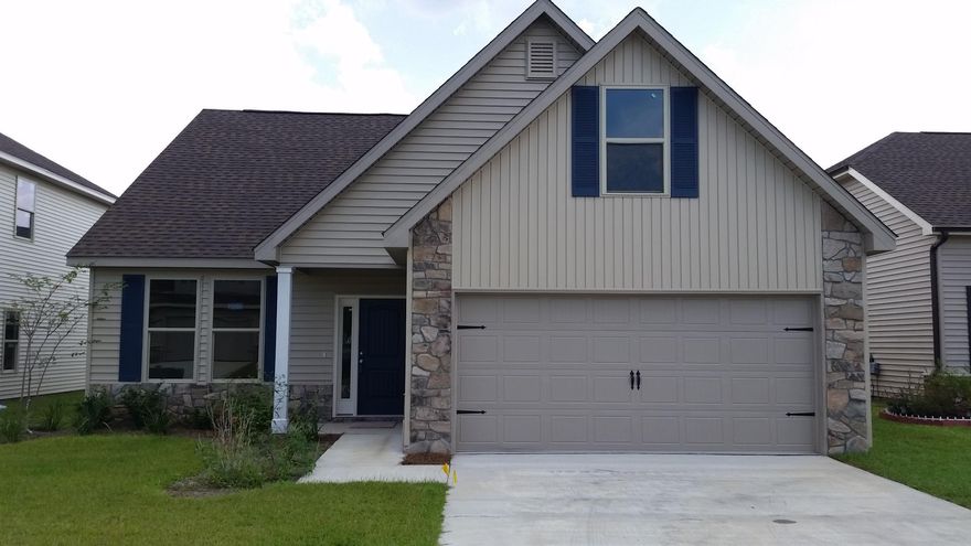 This plan is the Brookdale. It offers 3 bedrooms and 2.5 baths with a computer loft and large bonus room. Open floor plan for entertaining. Master suite is downstairs with a spacious walk-in closet. Other bedrooms have a walk-in closet. Covered Porch off dining area. Living Room offers a vaulted ceiling with an open staircase from the back foyer to upstairs computer loft. Spacious bonus room for a lot of different options.