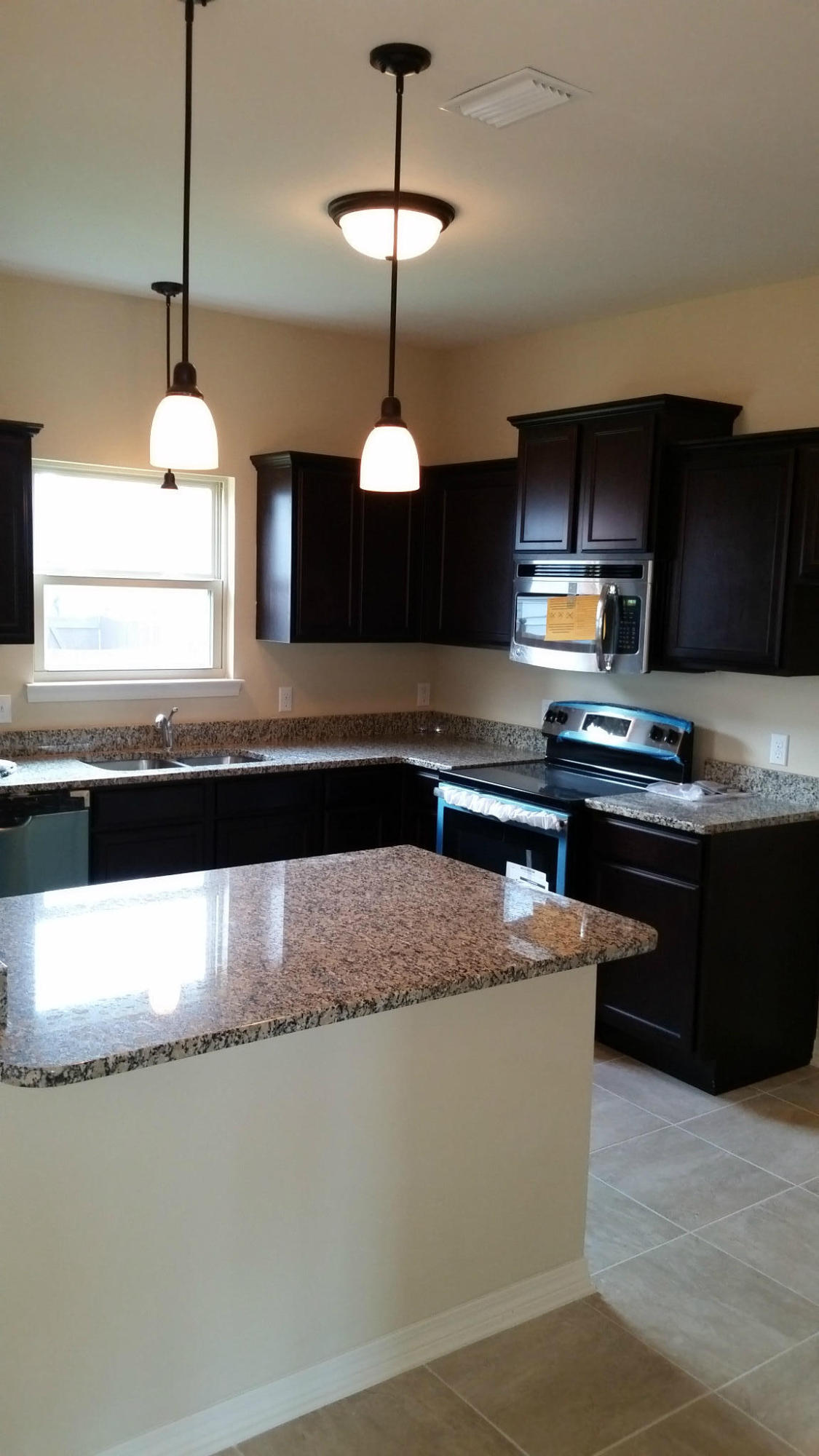 THE COTTAGES AT SANDY RIDGE - Residential